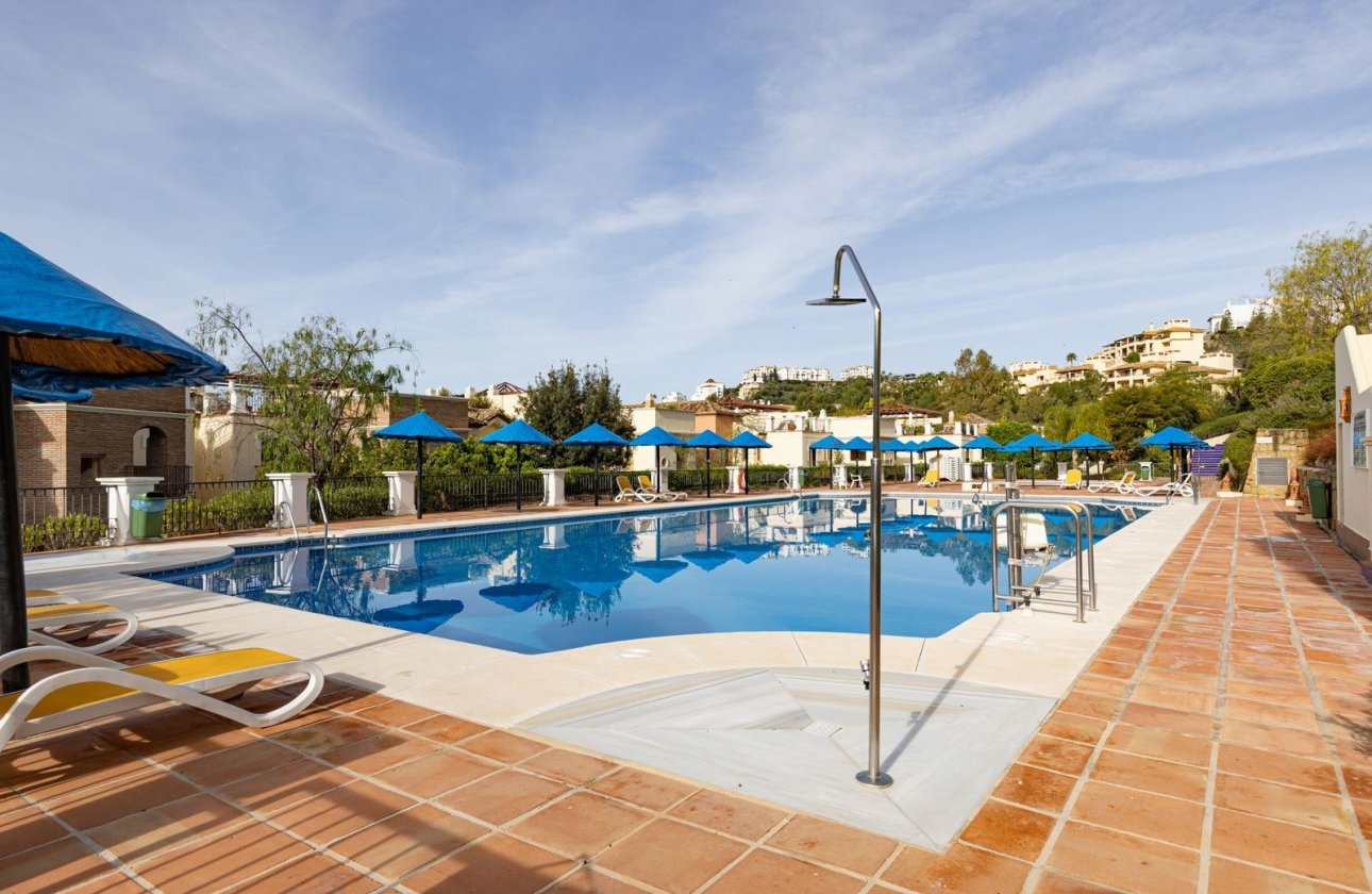 Apartment - Resale - Benahavis - Los Arqueros