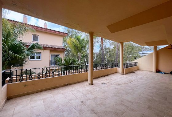 Apartment - Resale - Marbella - Nueva Andalucía