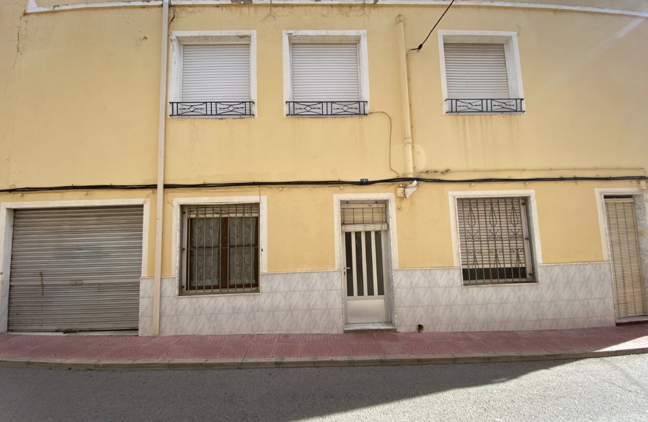 Apartment - Wiederverkauf - Sax - Sax