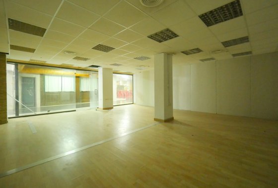 Comercial - Reventa - Alicante - Center