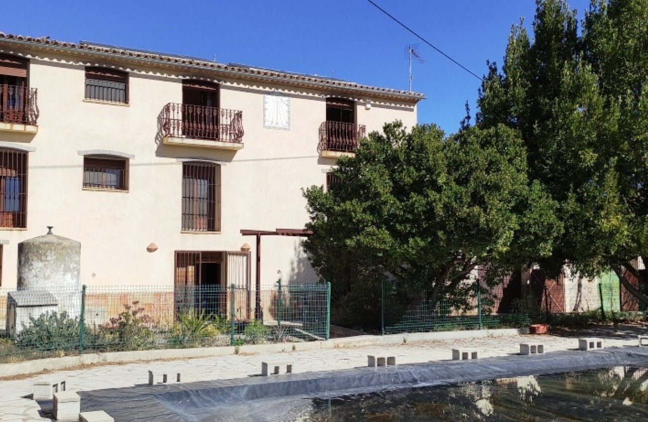 Country House - Resale - Planes - Planes