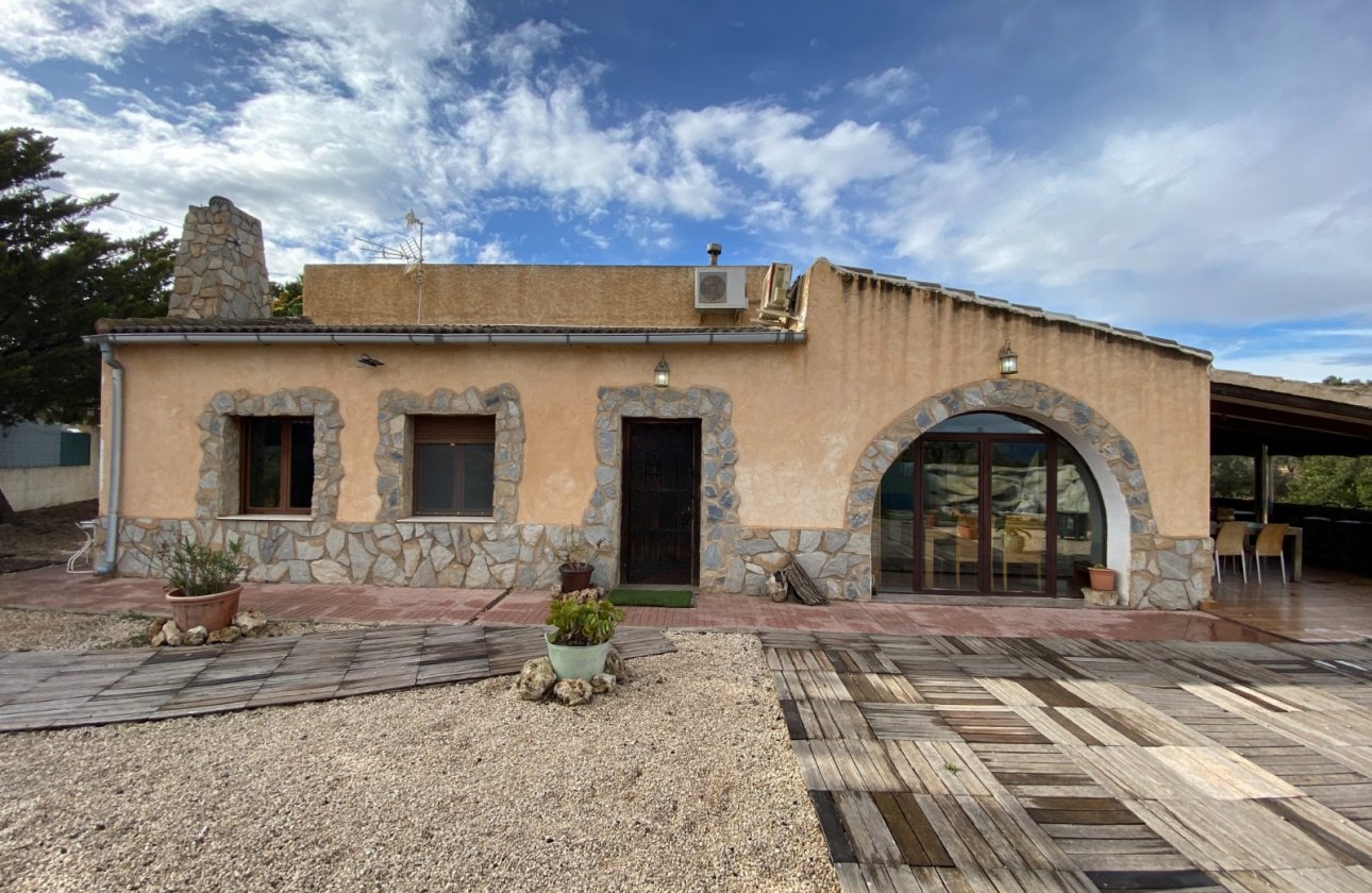 Country House - Resale - Sax - Sax