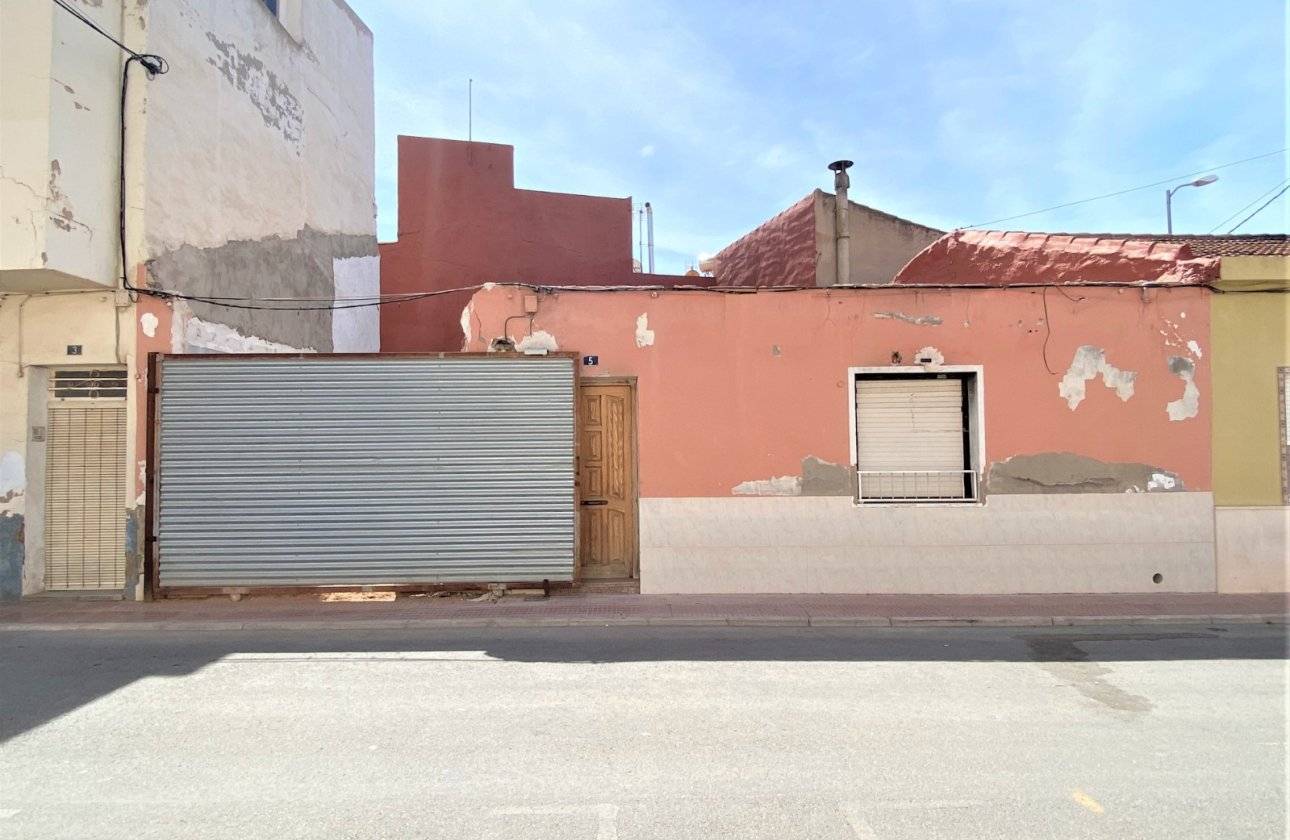 Land - Wiederverkauf - Sax - Sax