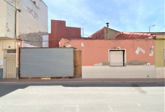 Land - Wiederverkauf - Sax - Sax