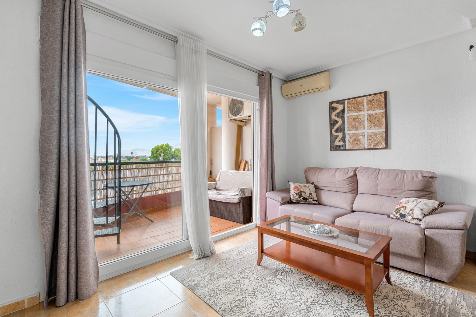 Resale - Apartment - Almoradí