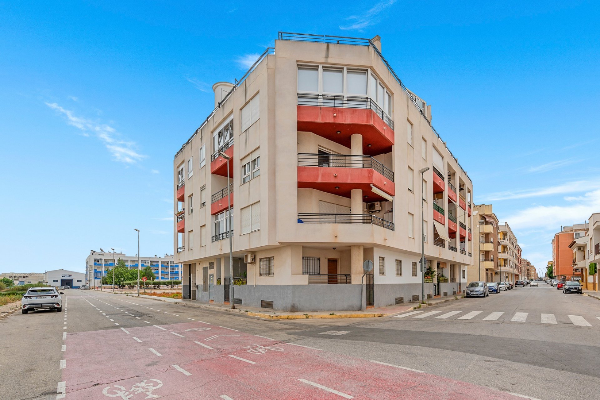 Resale - Apartment - Almoradí
