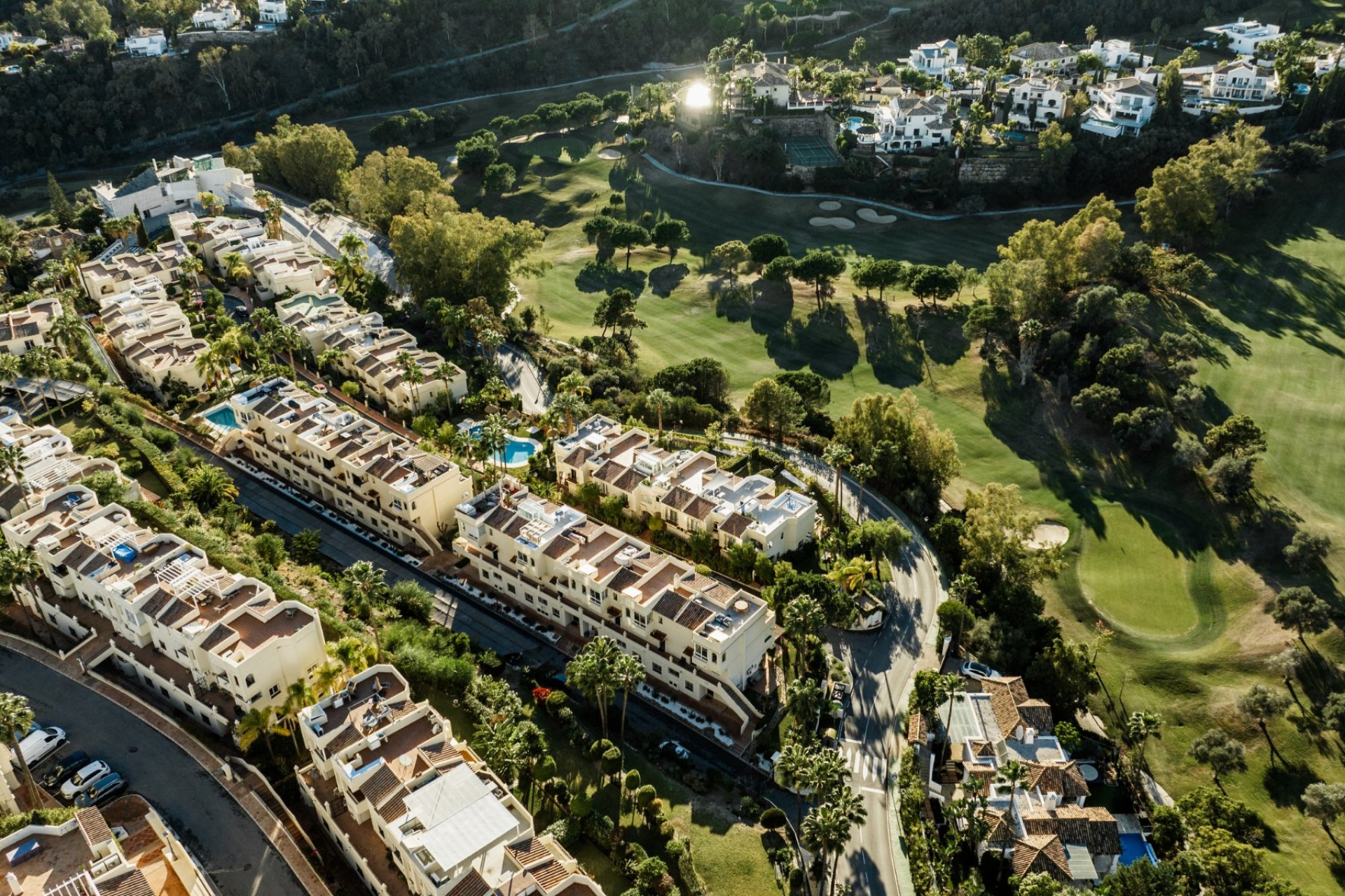 Resale - Apartment - Benahavis - La Quinta