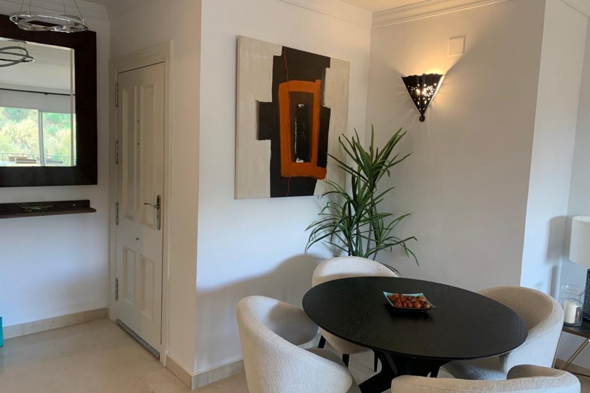 Resale - Apartment - Benahavis - La Quinta