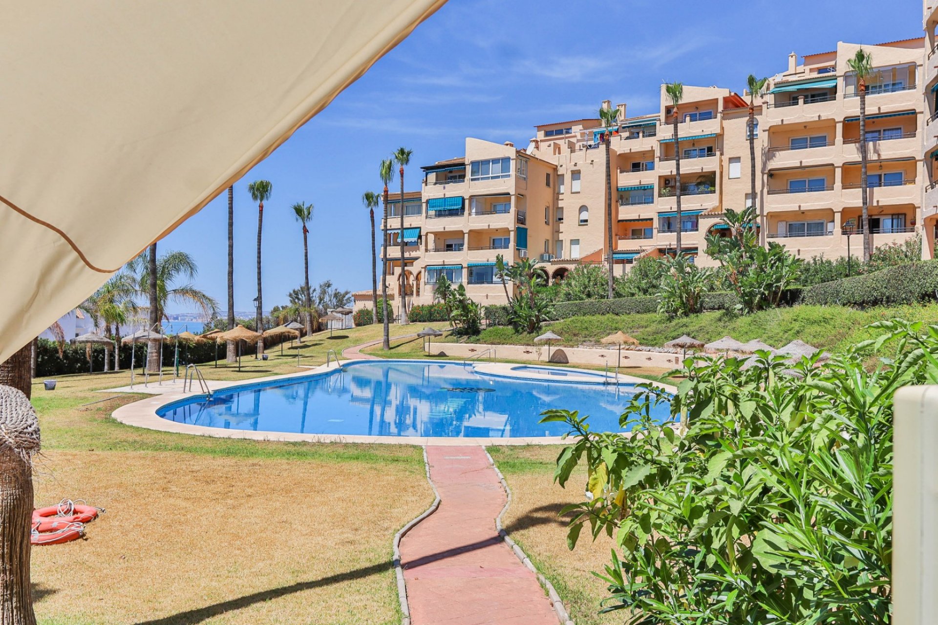 Resale - Apartment - Benalmadena