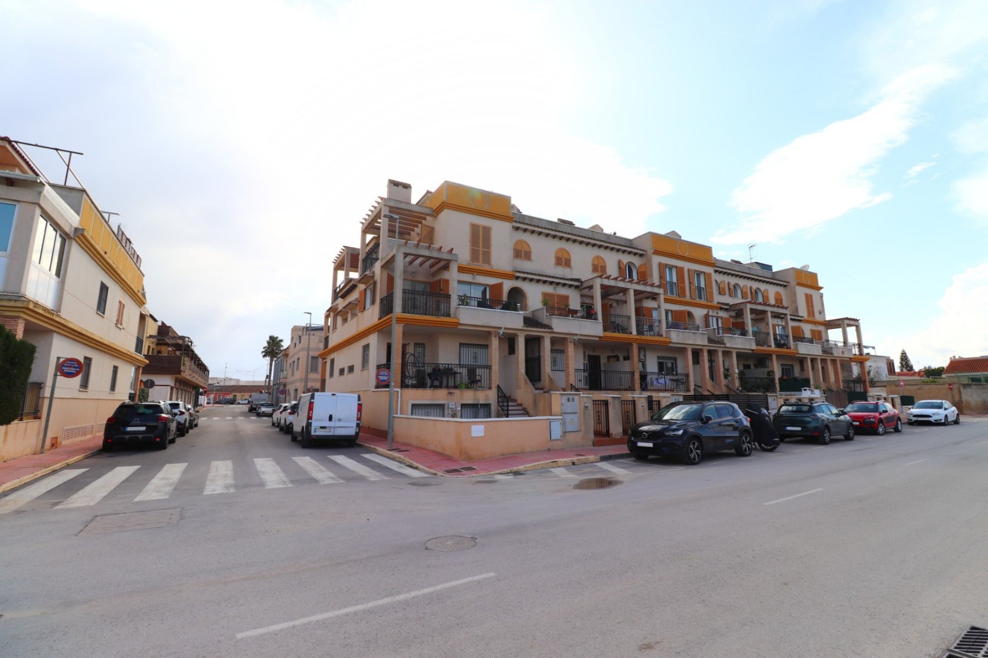 Resale - Apartment - Daya Vieja