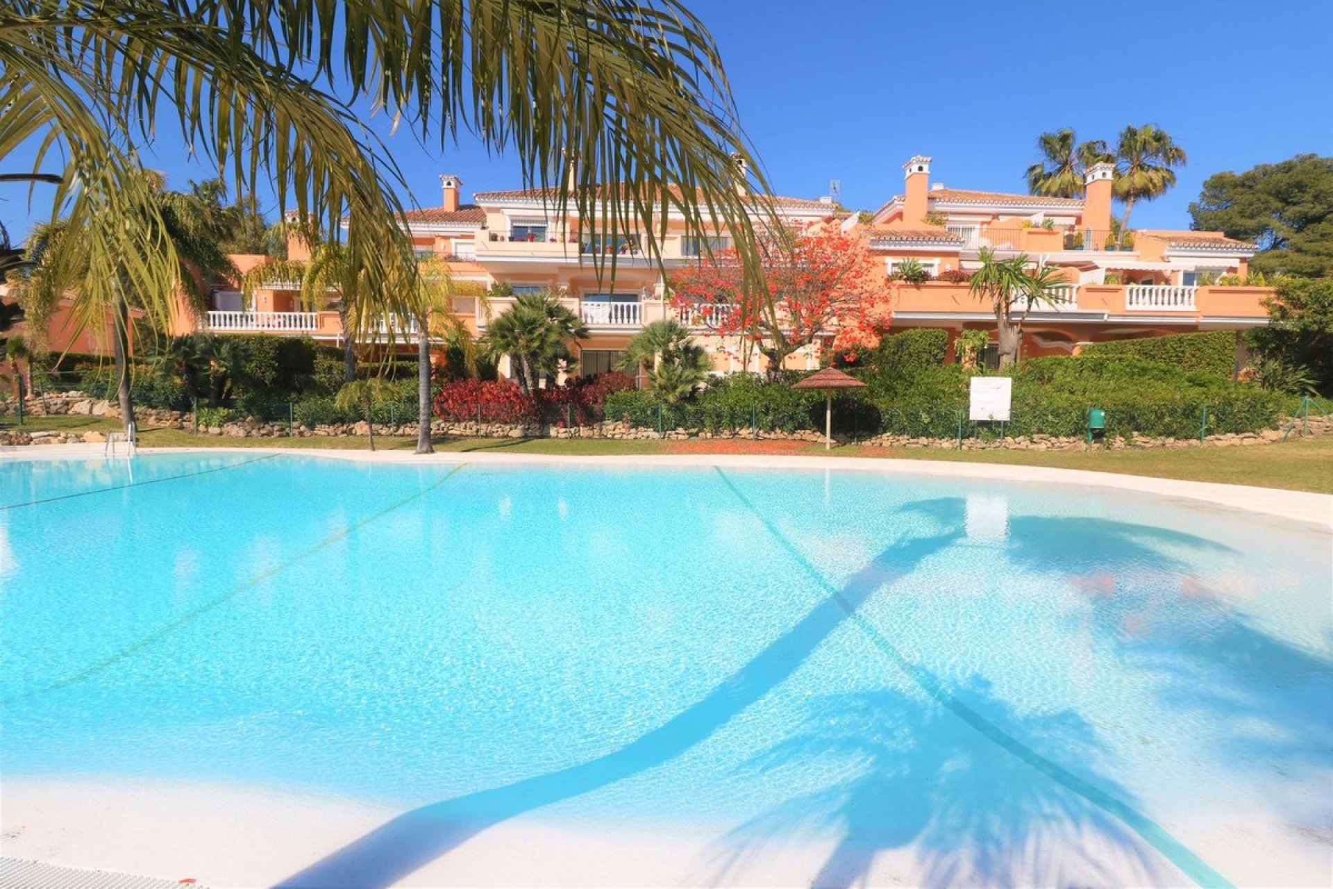 Resale - Apartment - Estepona - New Golden Mile