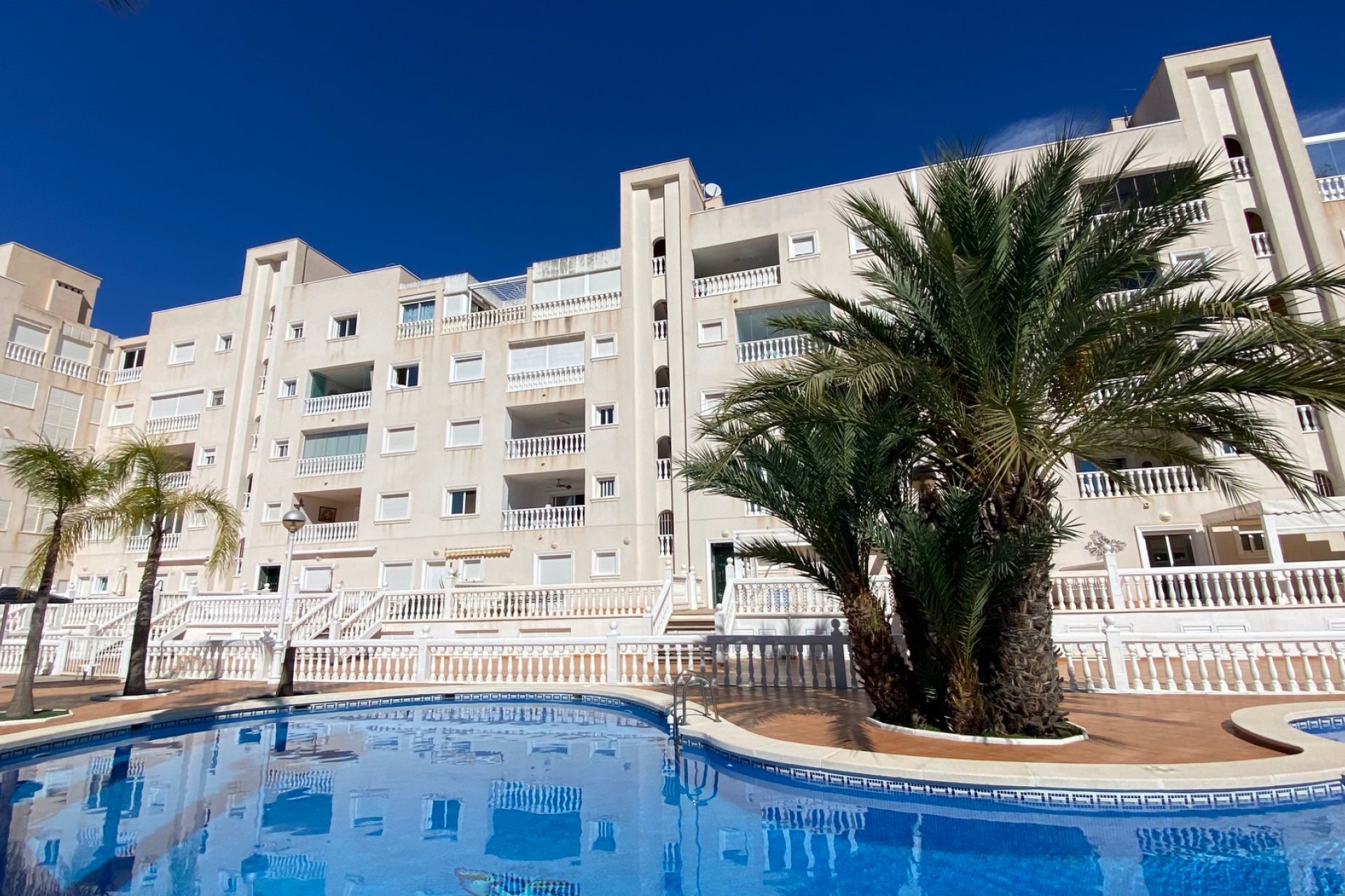 Resale - Apartment - Guardamar del Segura - El Edén