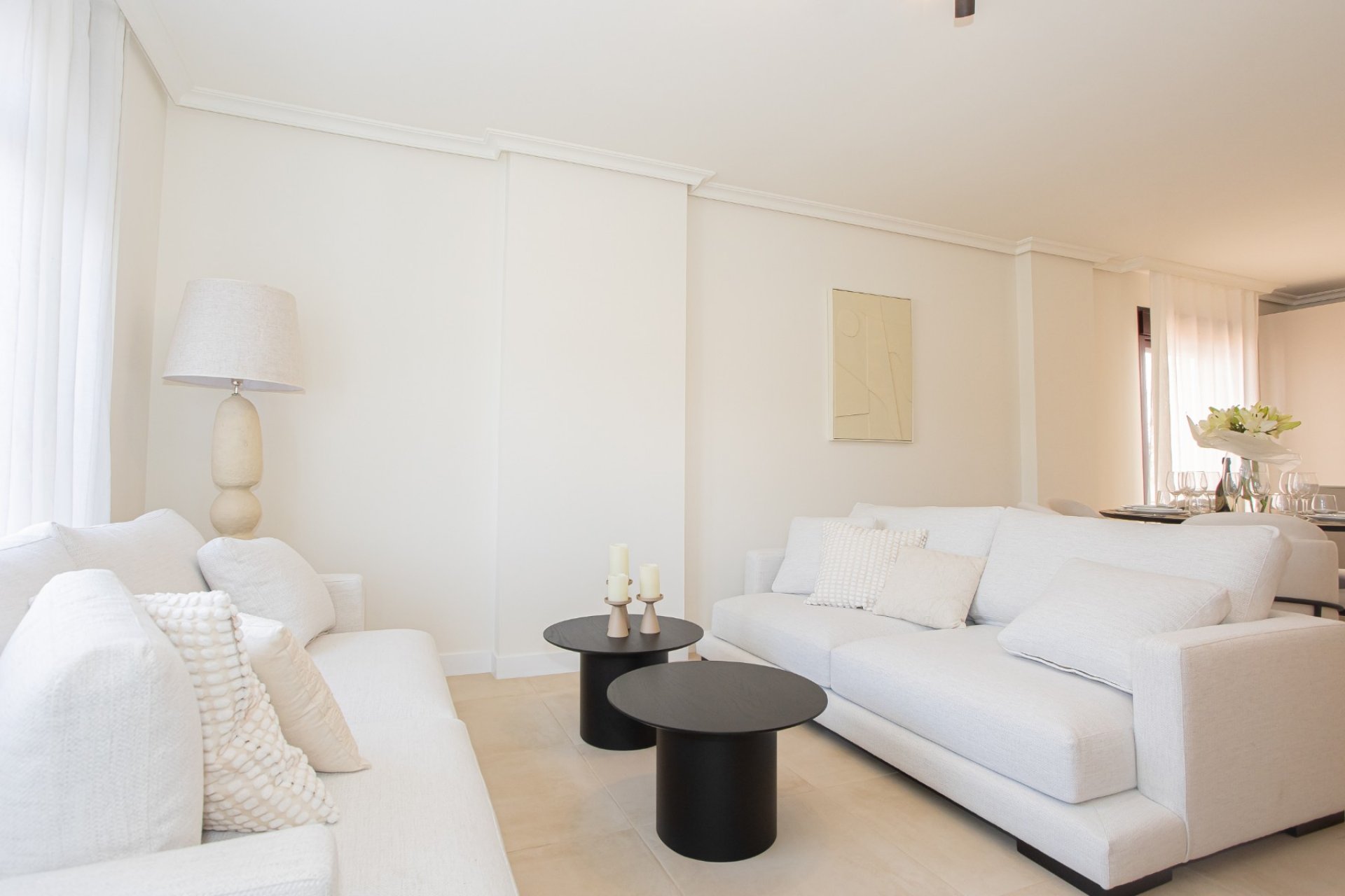 Resale - Apartment - Marbella - Nueva Andalucía