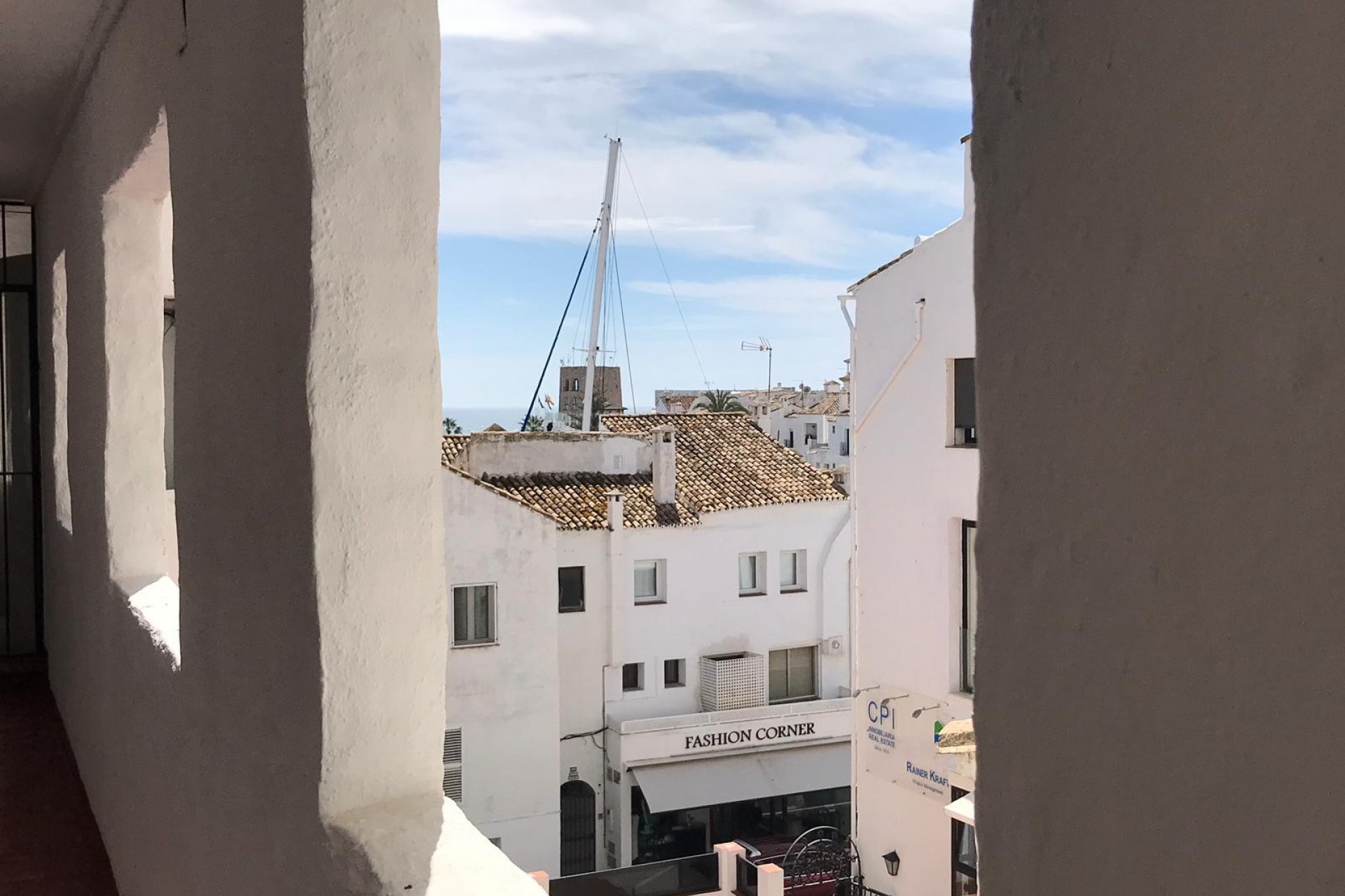 Resale - Apartment - Marbella - Puerto Banús