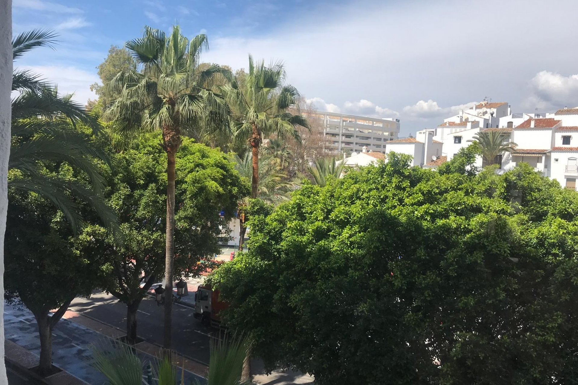 Resale - Apartment - Marbella - Puerto Banús