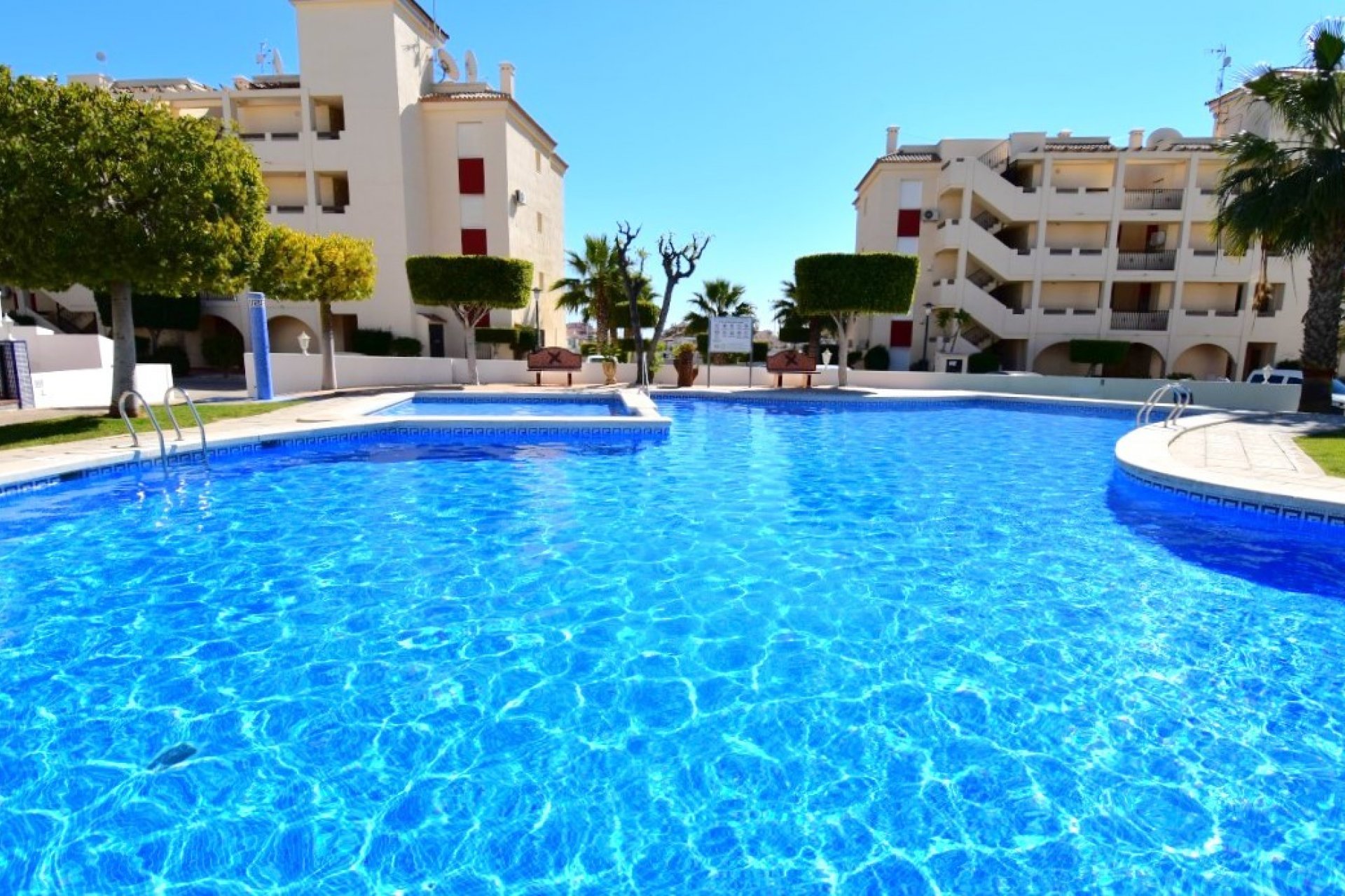 Resale - Apartment - Orihuela Costa - Playa Flamenca