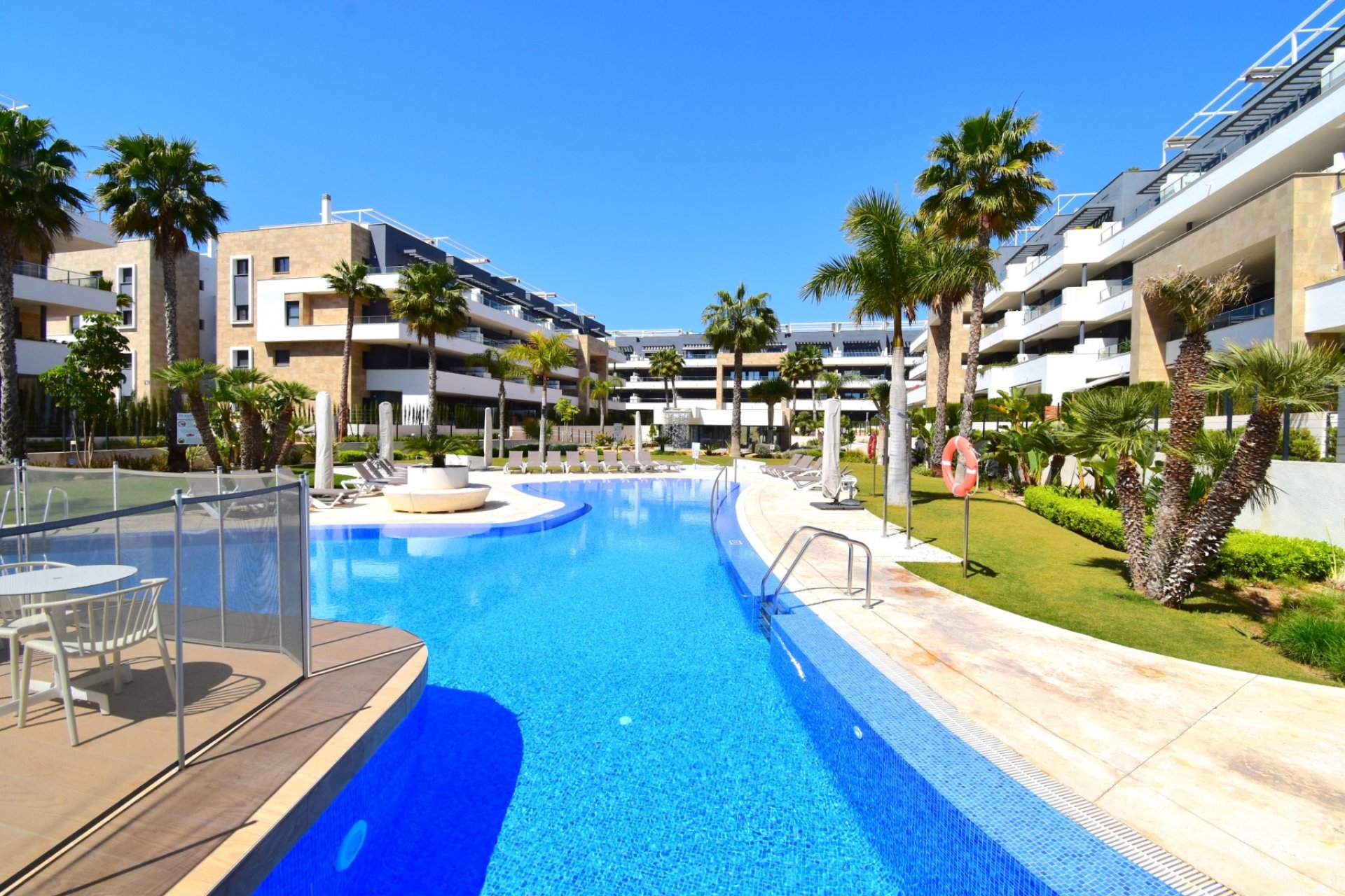 Resale - Apartment - Orihuela Costa - Playa Flamenca