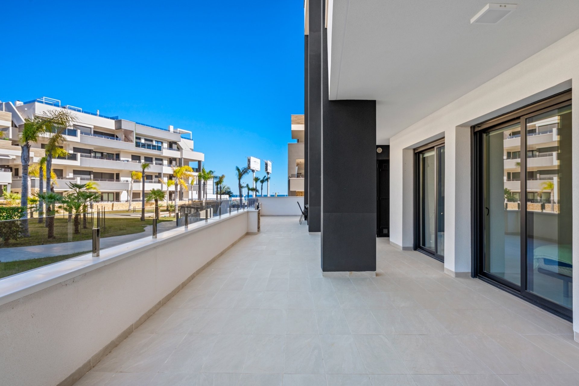 Resale - Apartment - Orihuela Costa - Playa Flamenca