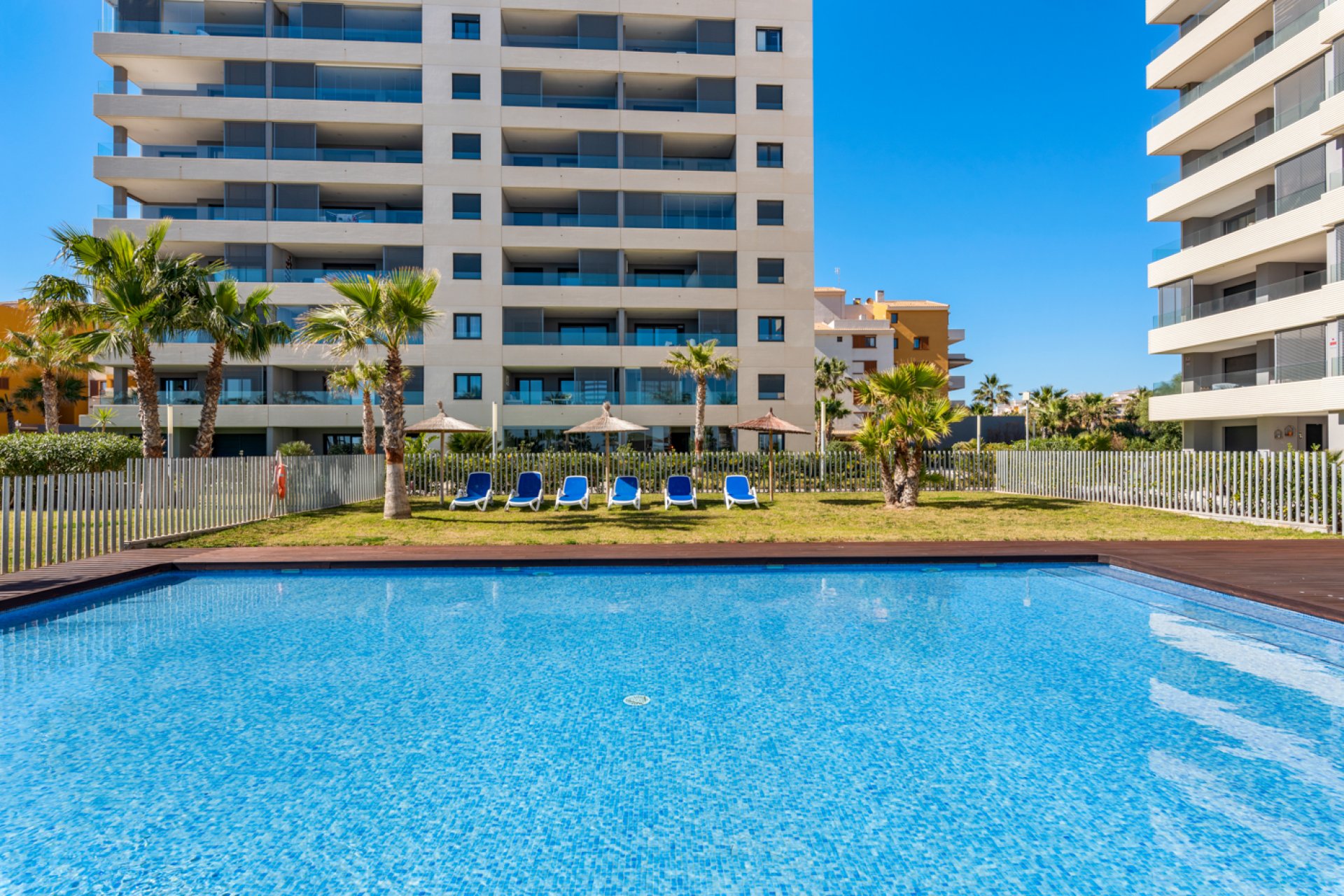 Resale - Apartment - Orihuela Costa - Punta Prima