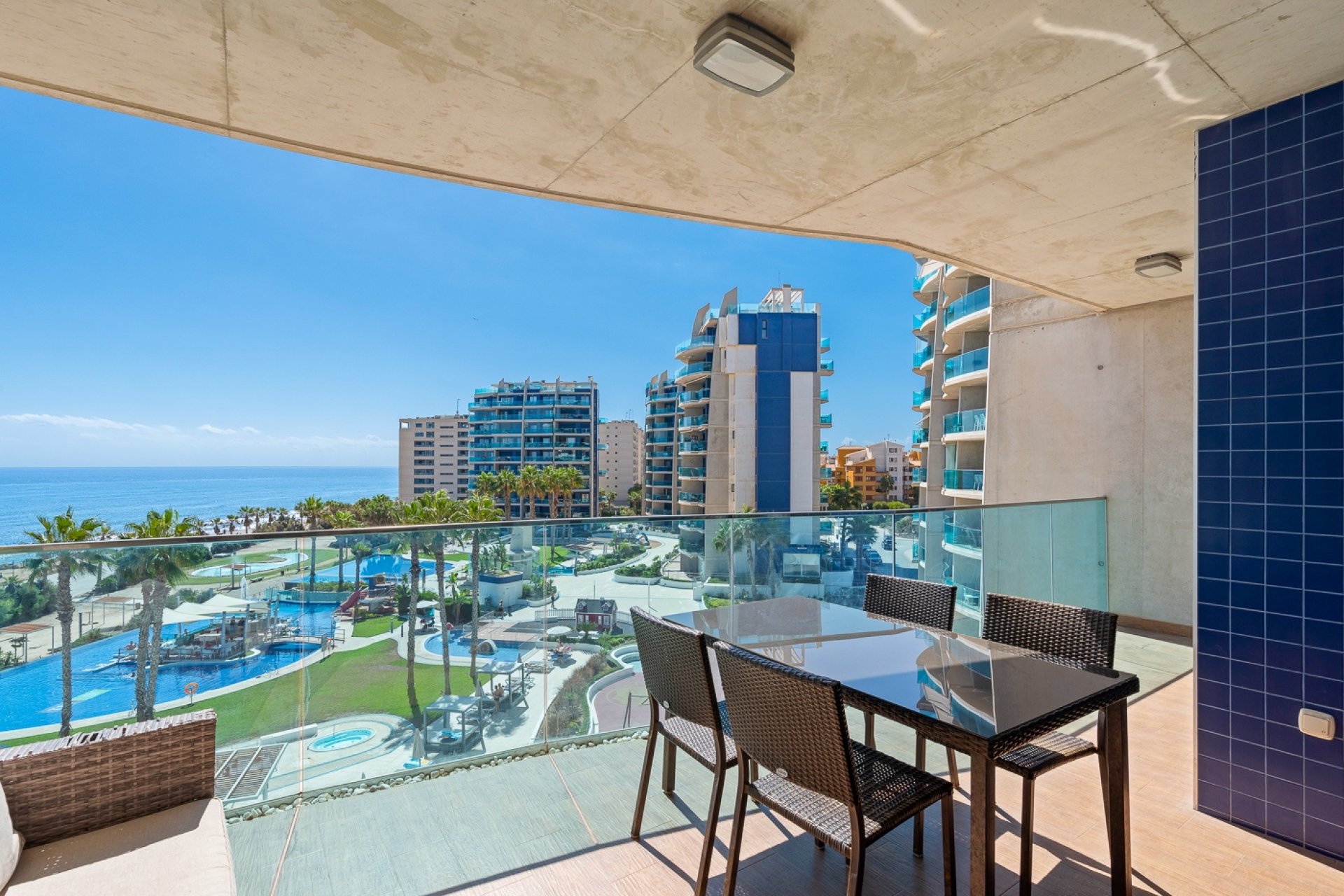 Resale - Apartment - Orihuela Costa - Punta Prima