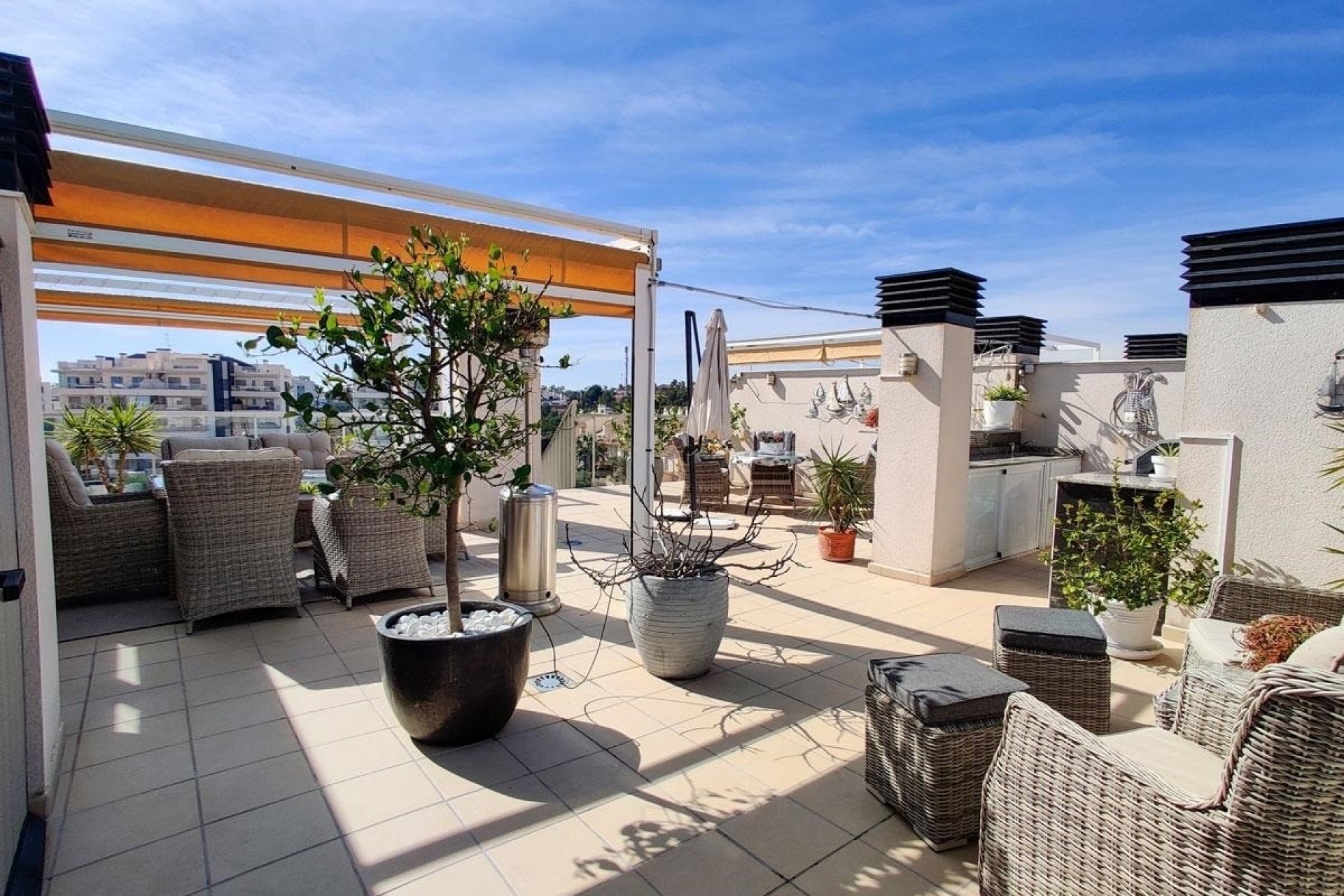 Resale - Apartment - Orihuela Costa - Villamartín