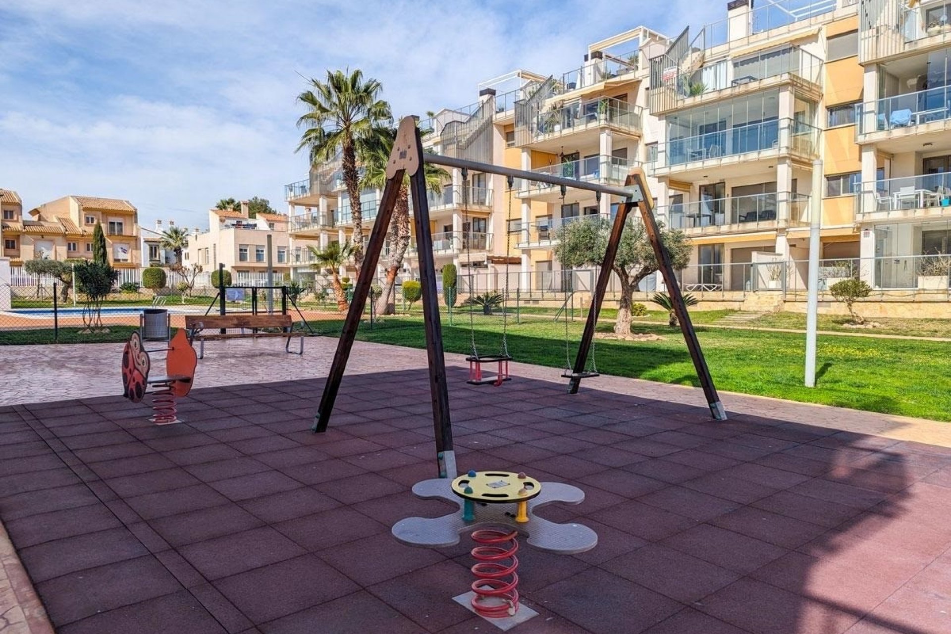 Resale - Apartment - Orihuela Costa - Villamartín