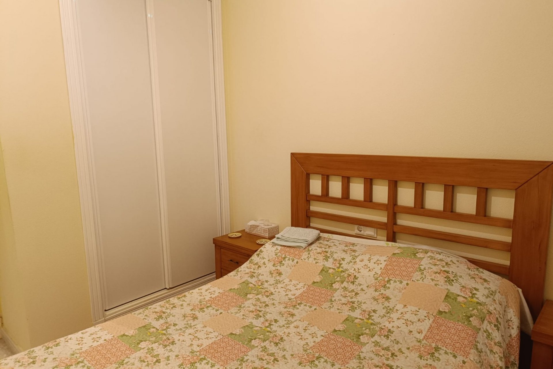 Resale - Apartment - Rafal