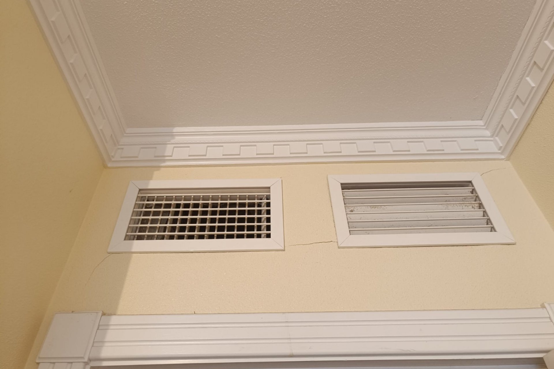 Resale - Apartment - Rafal