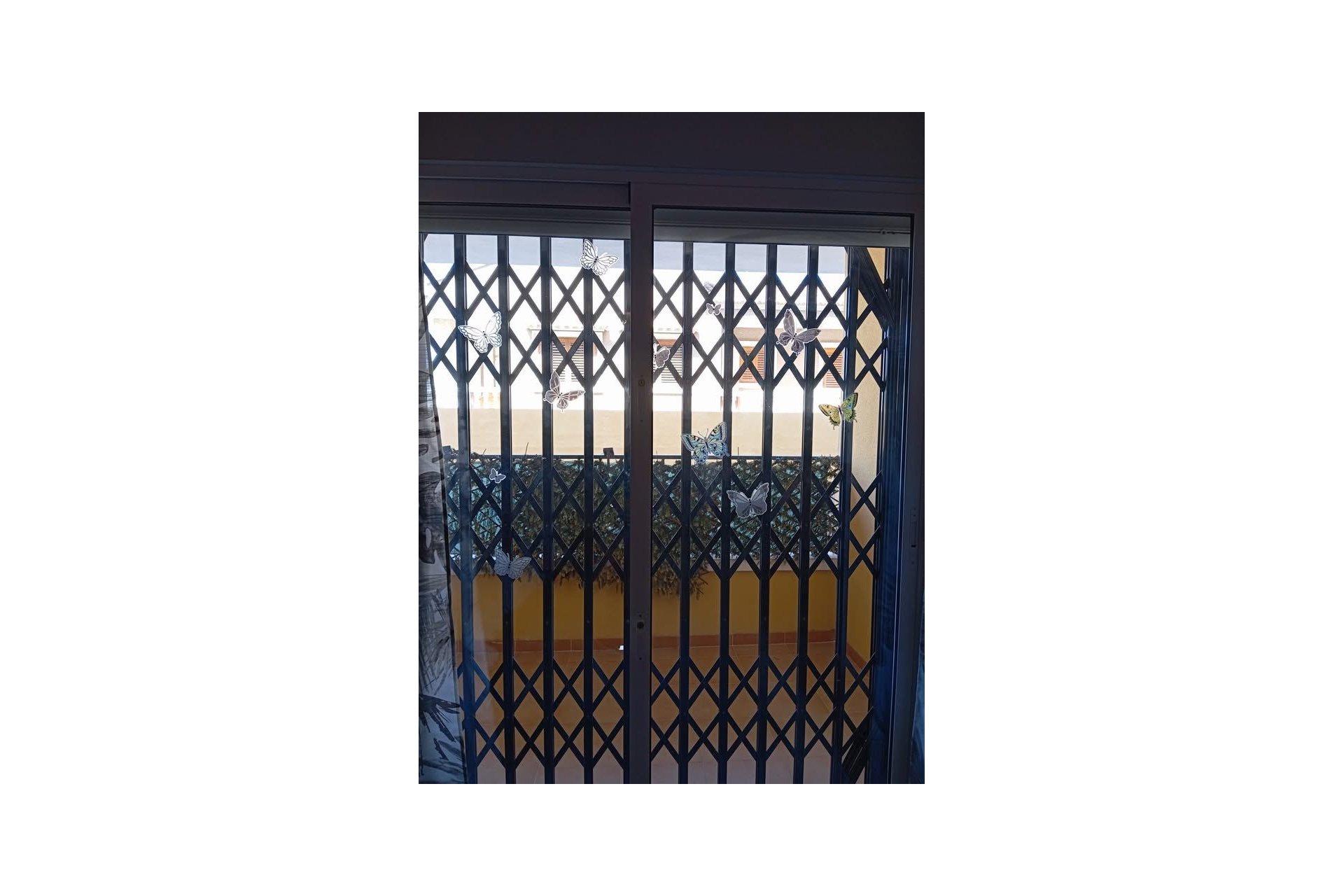 Resale - Apartment - Rafal