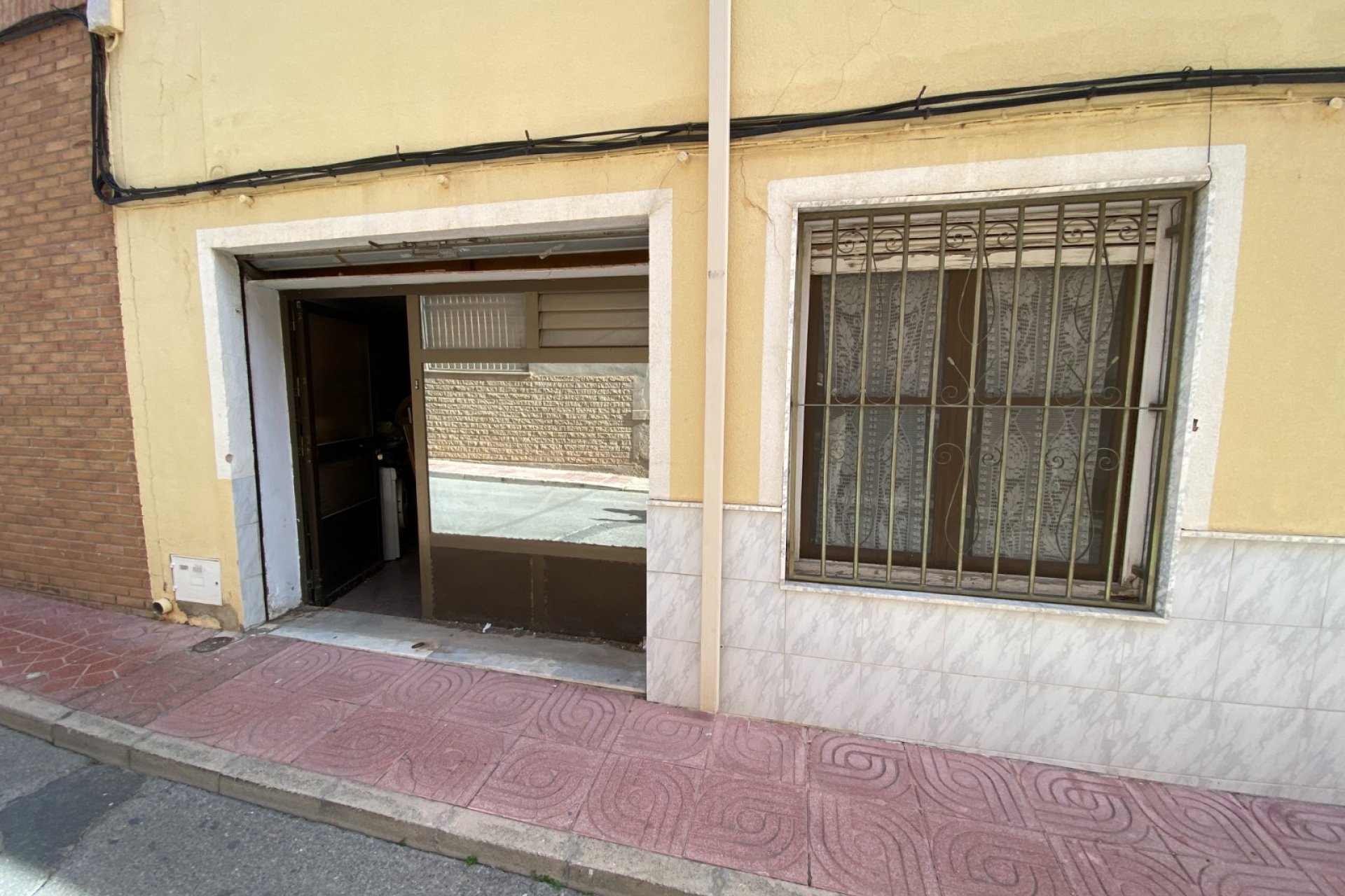 Resale - Apartment - Sax