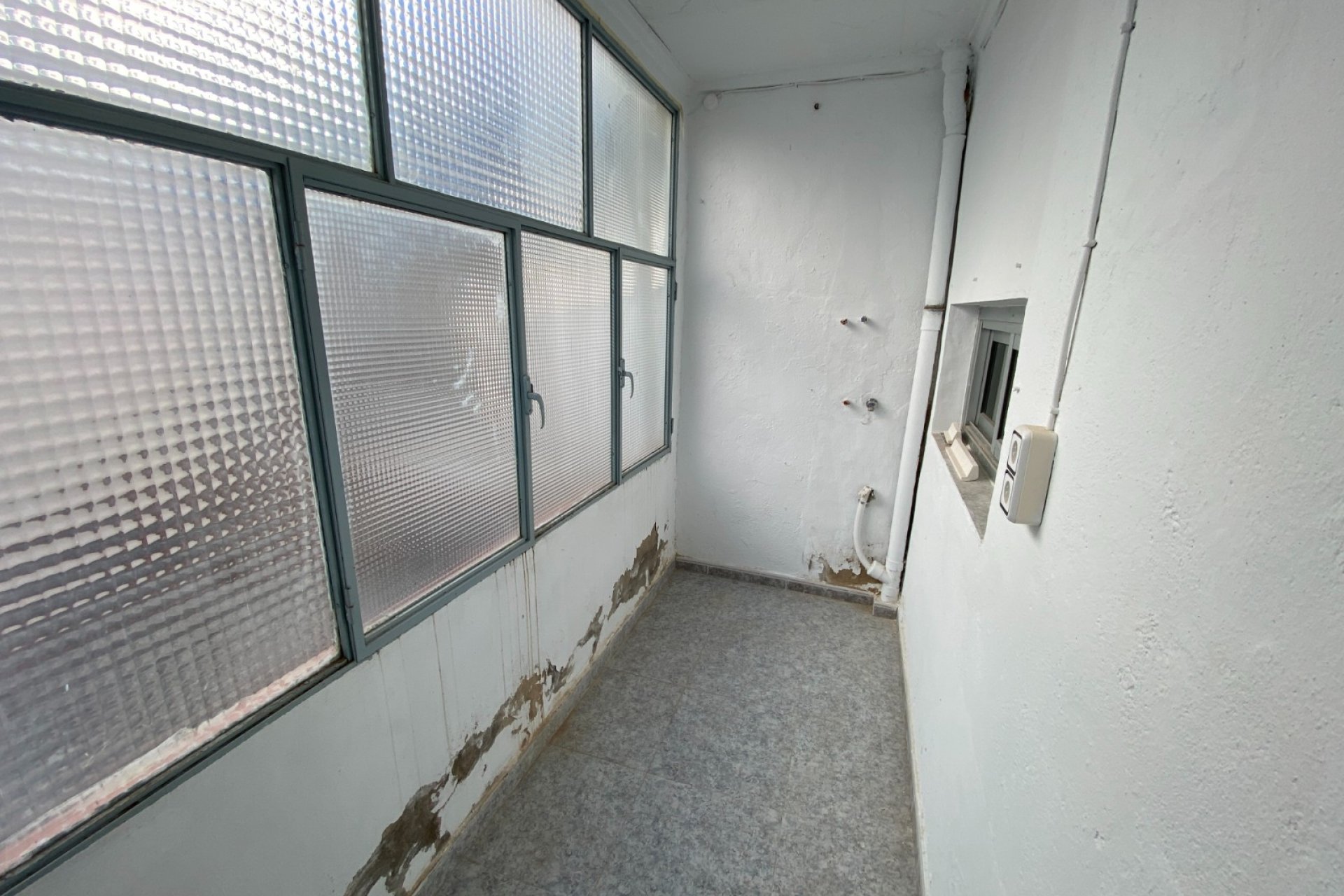 Resale - Apartment - Sax