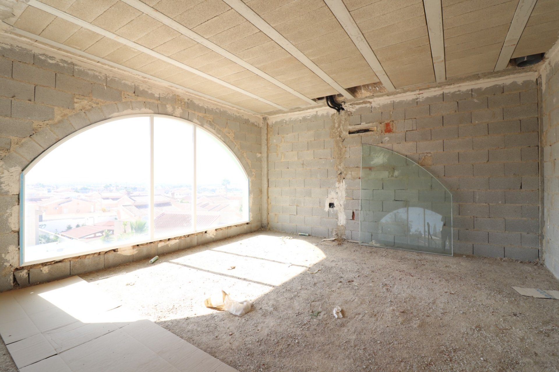 Resale - Commercial - Benimar - Benimar II