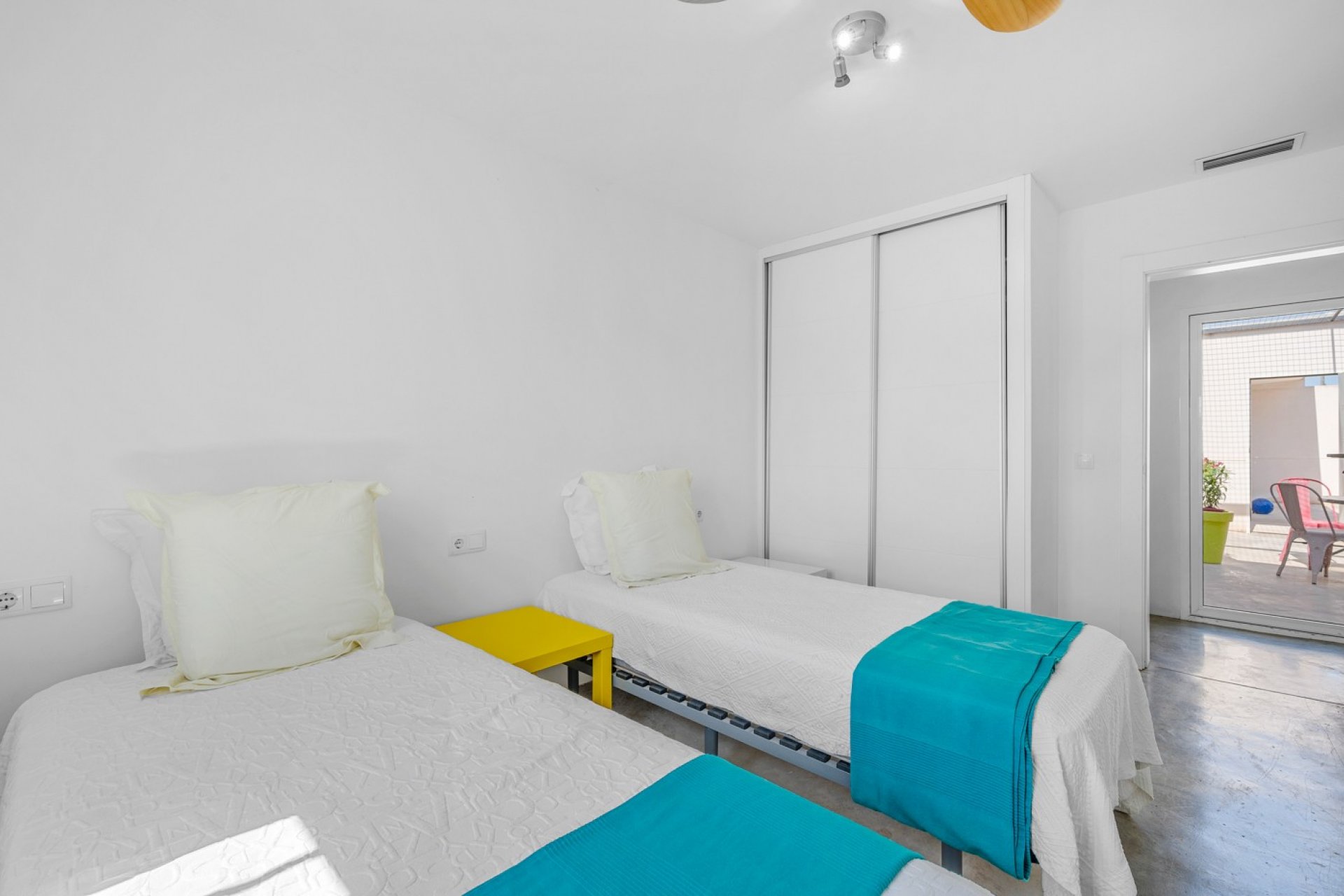 Resale - Country House - Elche