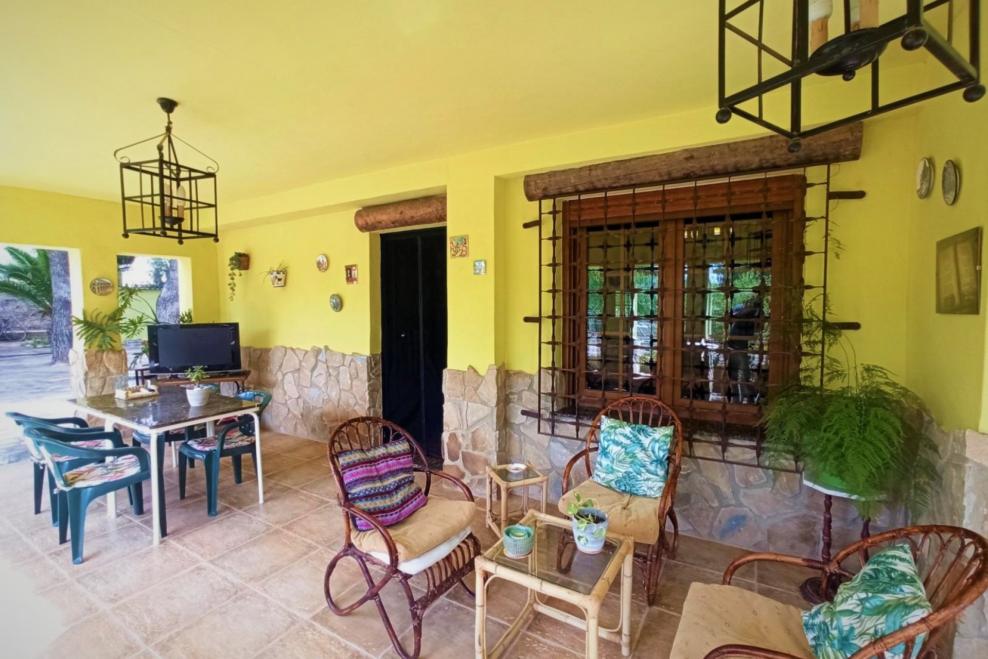 Resale - Country House - Novelda