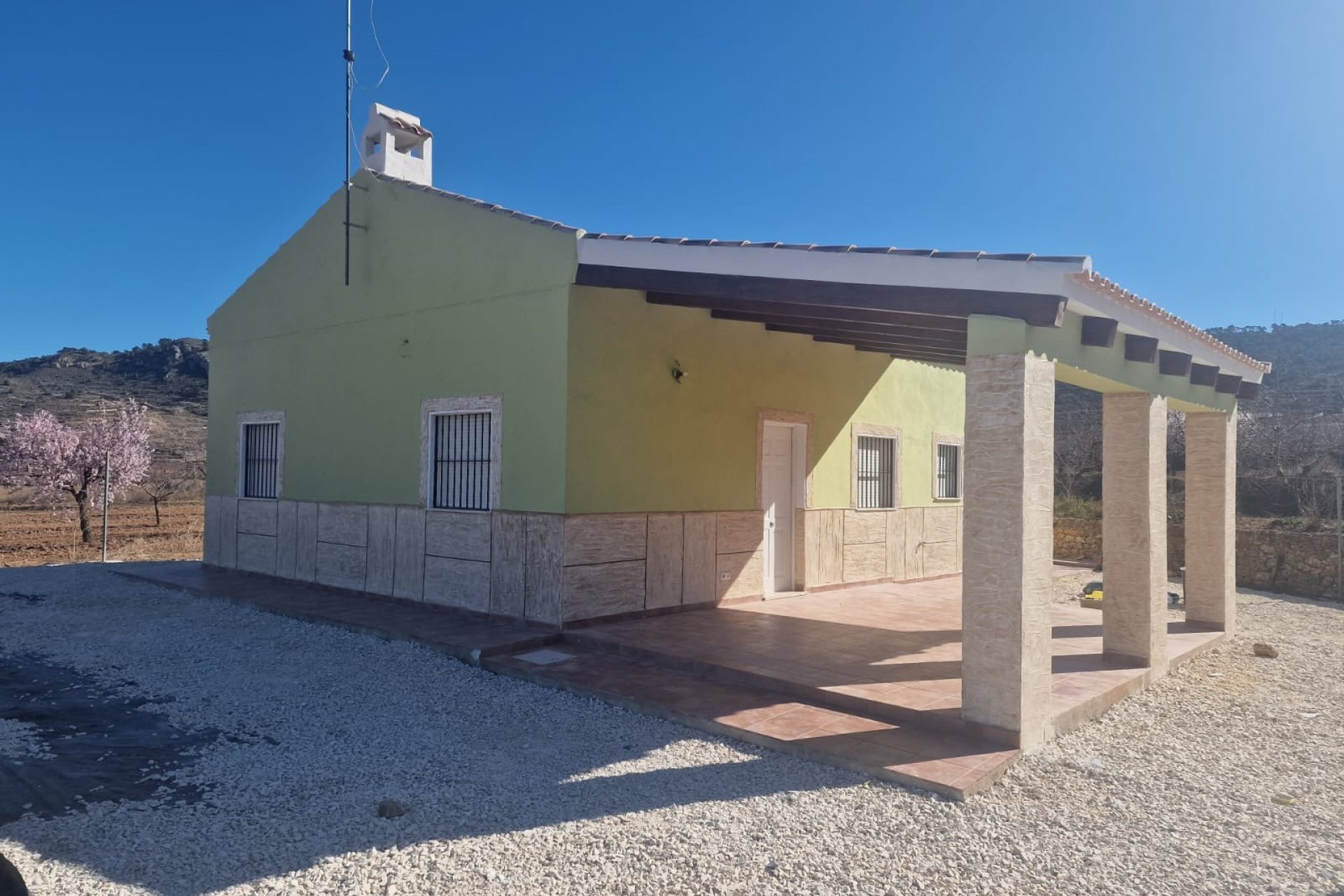 Resale - Country House - Pinoso