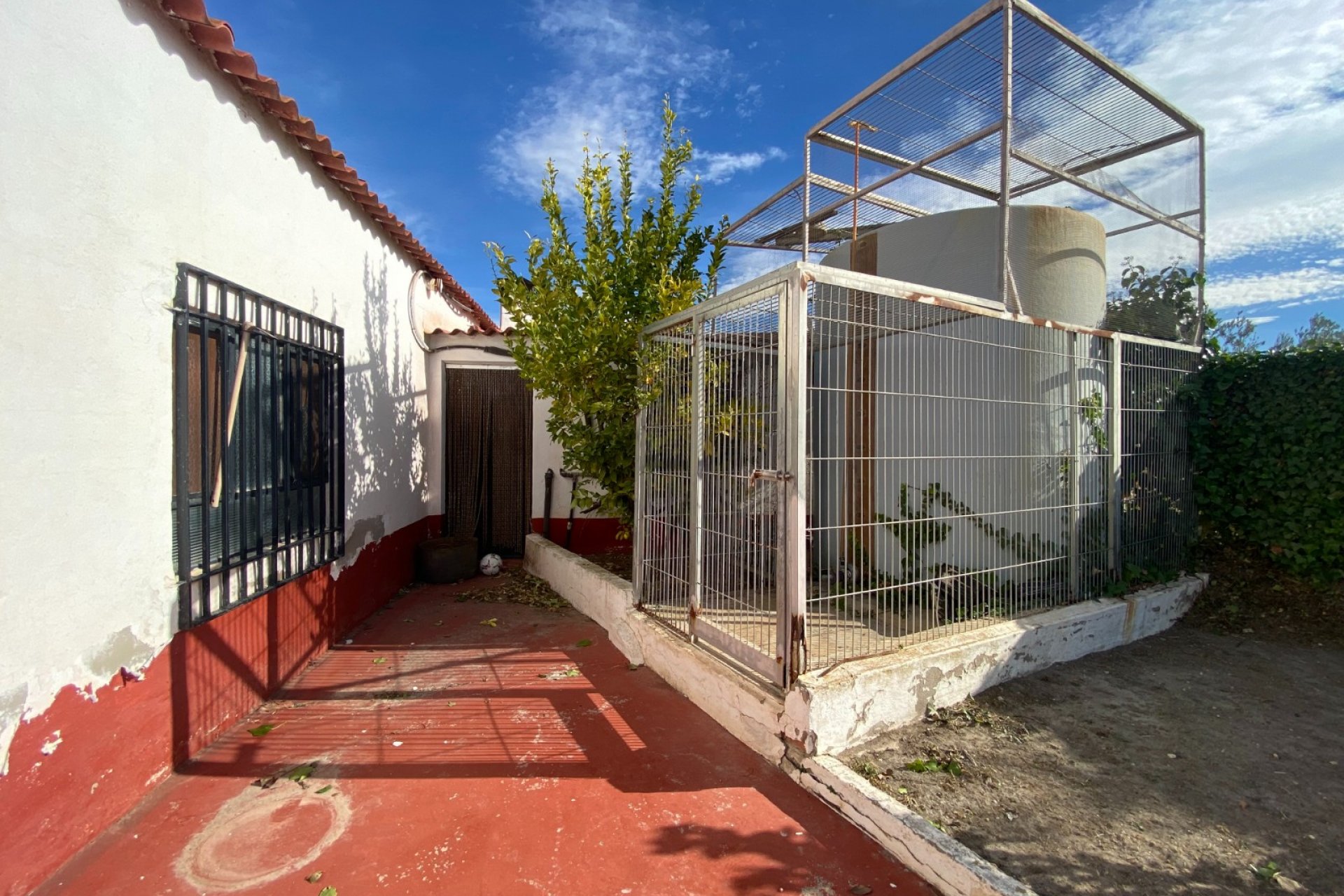 Resale - Country House - Sax