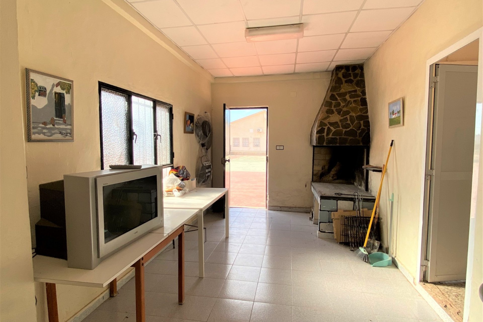 Resale - Country House - Sax