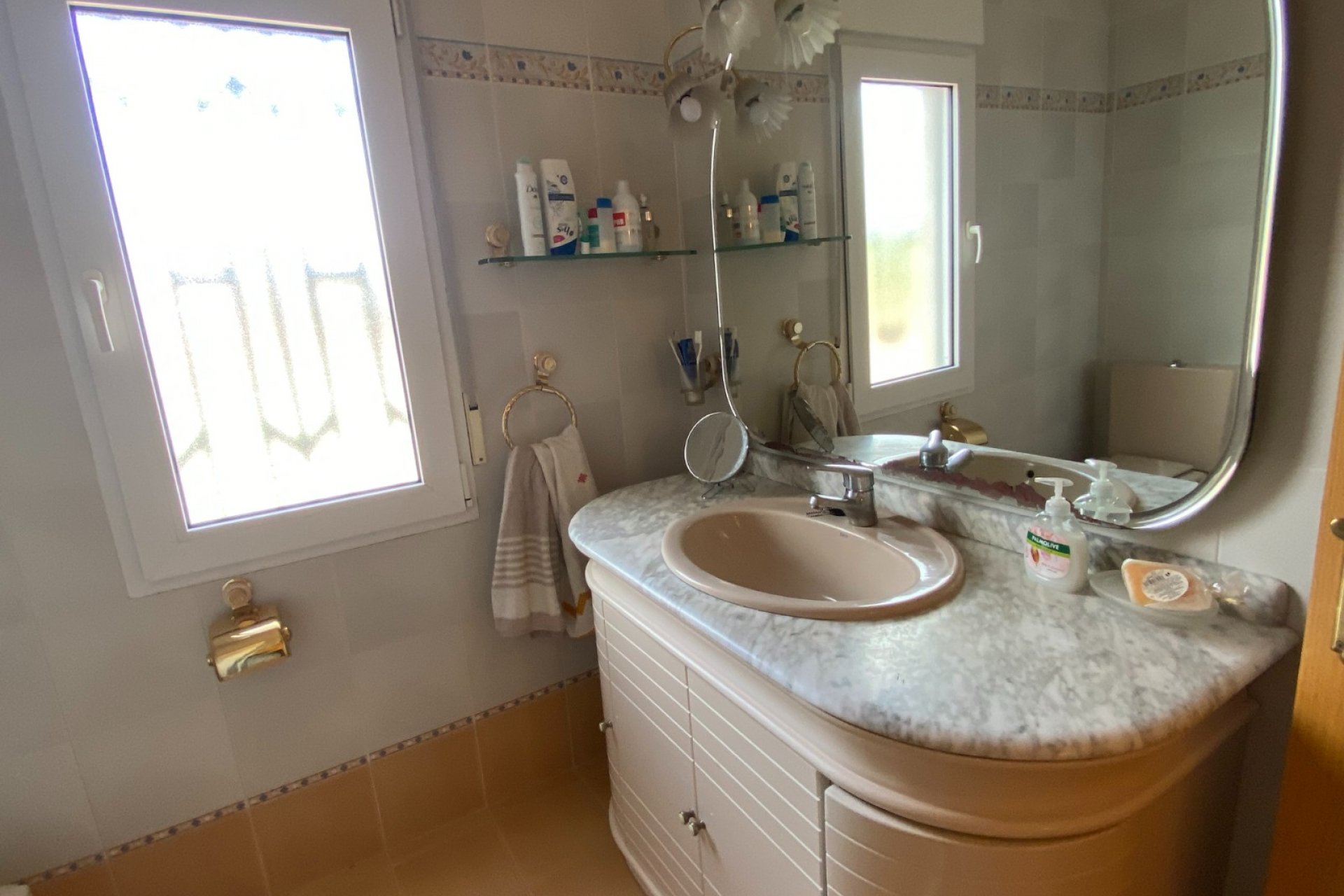 Resale - Country House - Sax