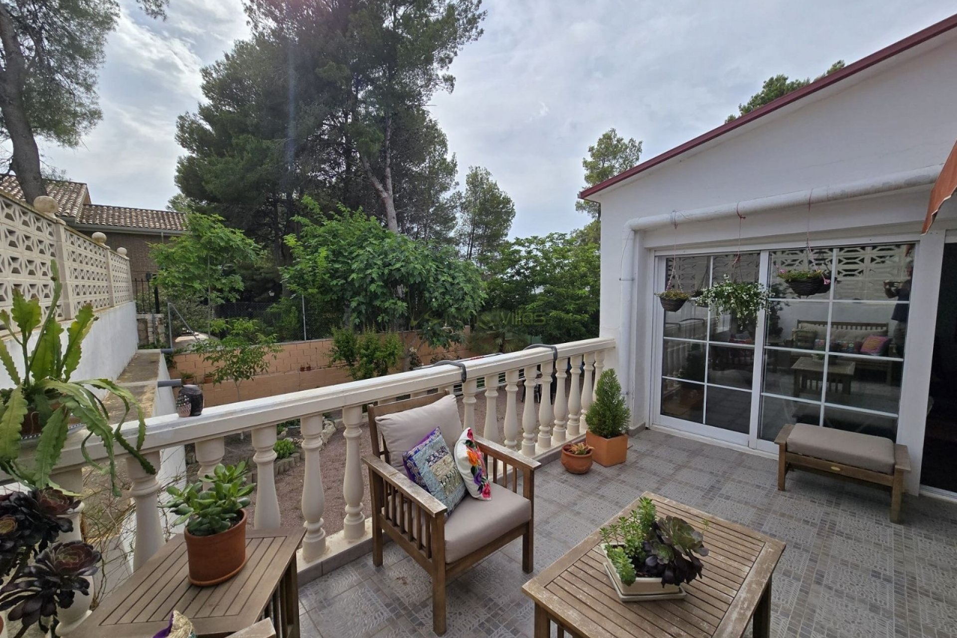 Resale - Country House - Sax