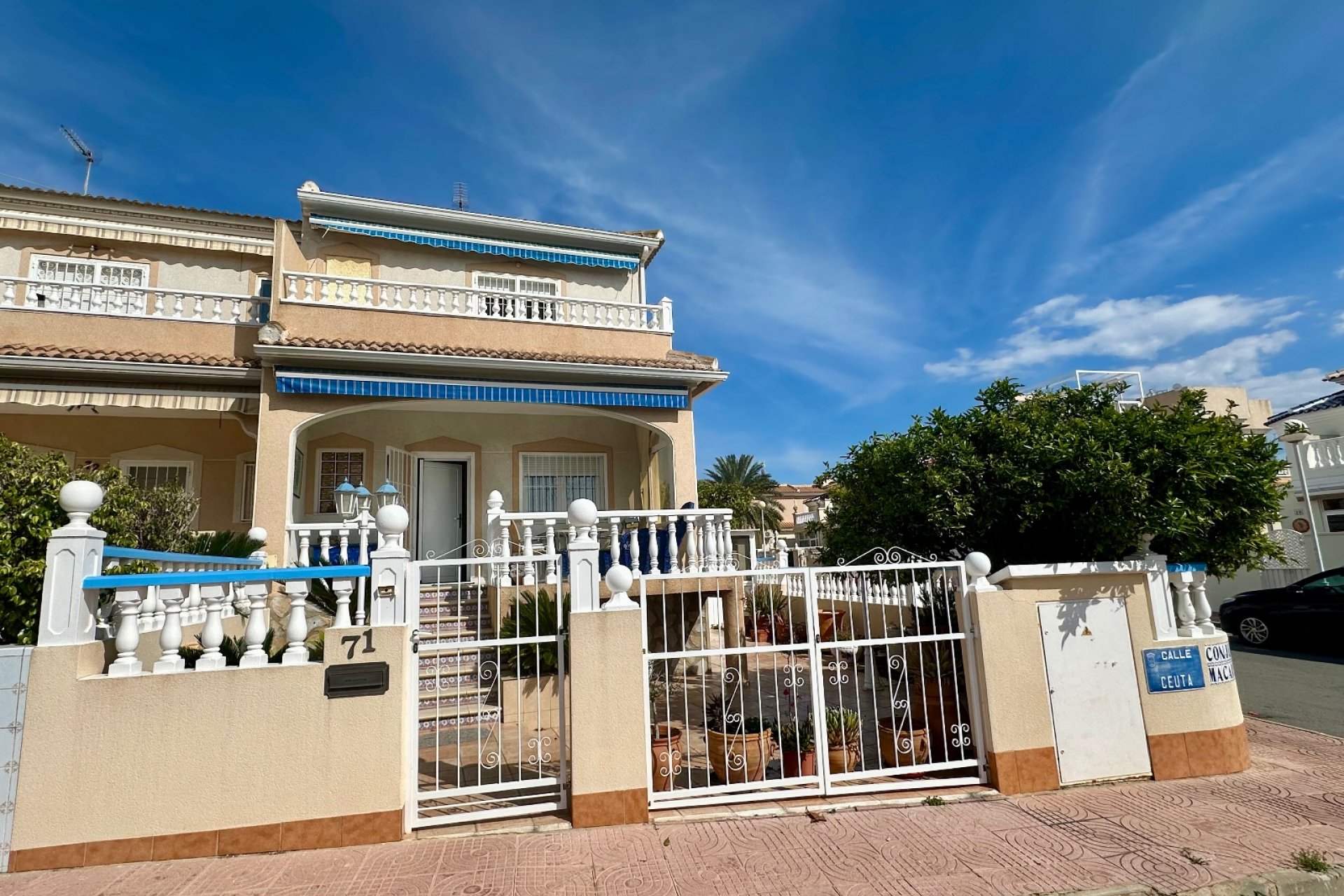Resale - Townhouse - Ciudad Quesada - Doña Pepa