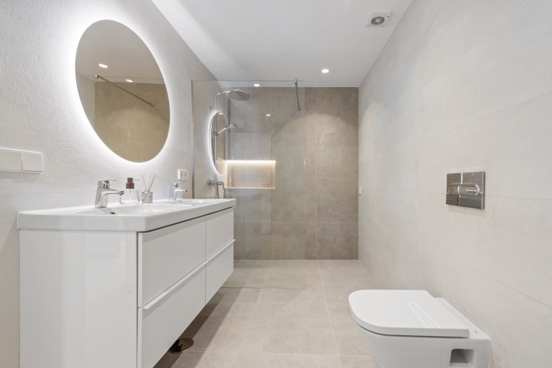 Resale - Townhouse - Marbella - Nueva Andalucía