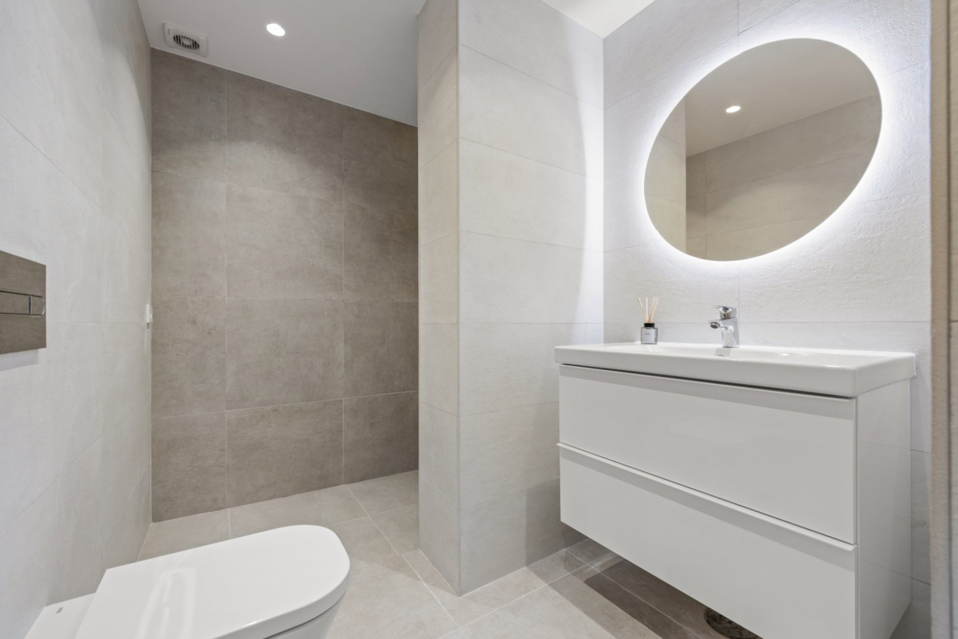 Resale - Townhouse - Marbella - Nueva Andalucía