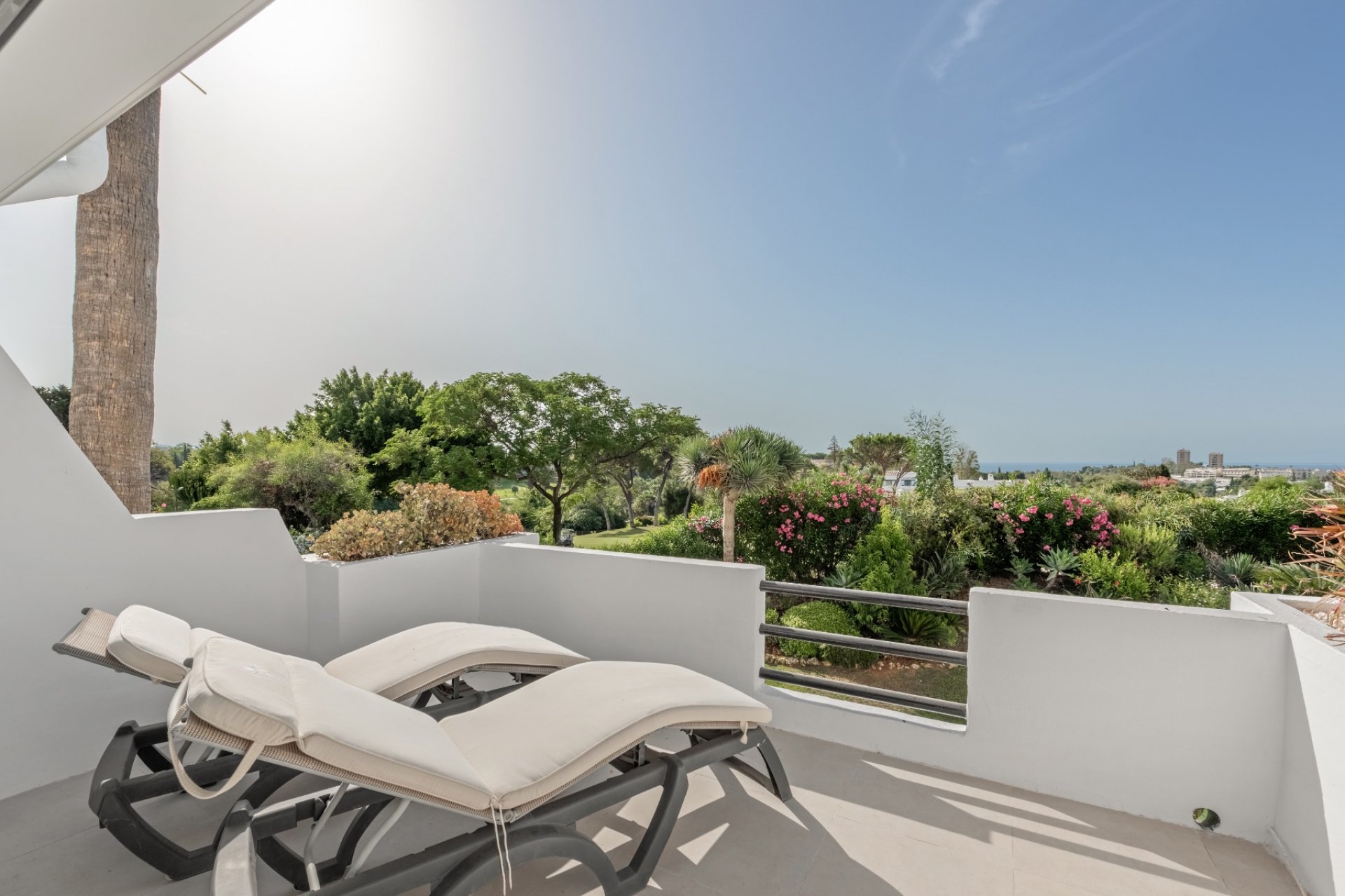 Resale - Townhouse - Marbella - Nueva Andalucía