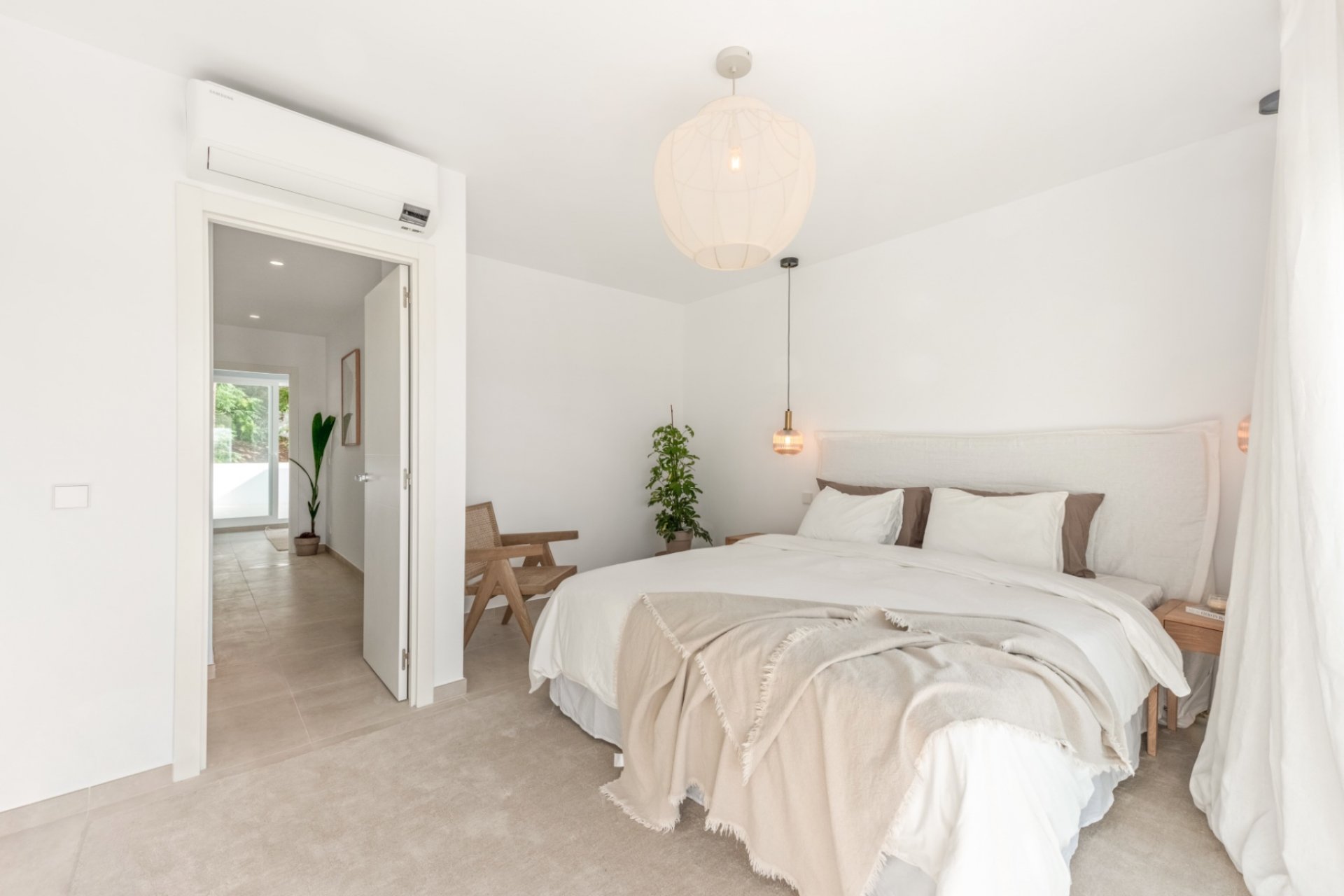 Resale - Townhouse - Marbella - Nueva Andalucía