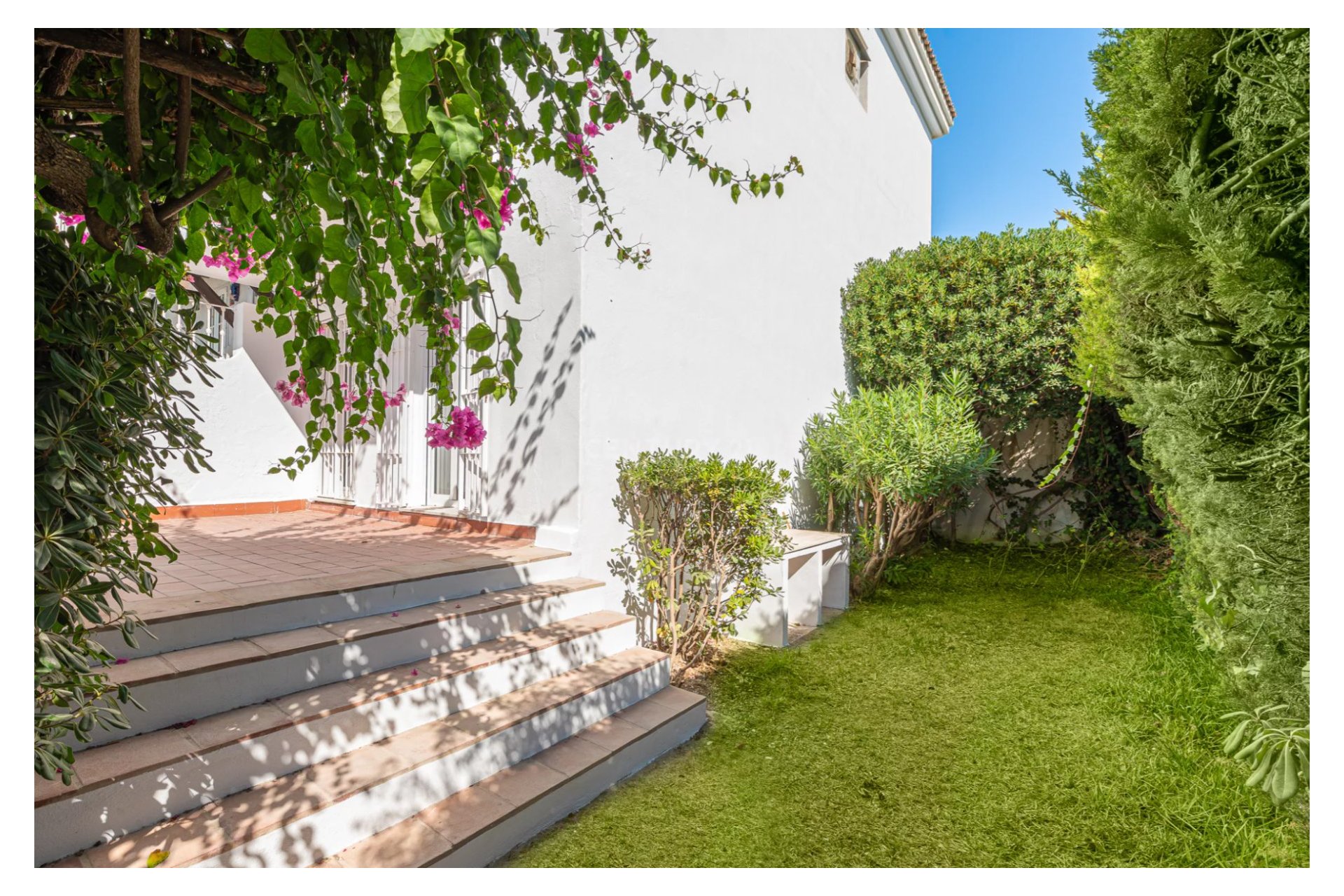 Resale - Townhouse - Marbella - Puerto Banús