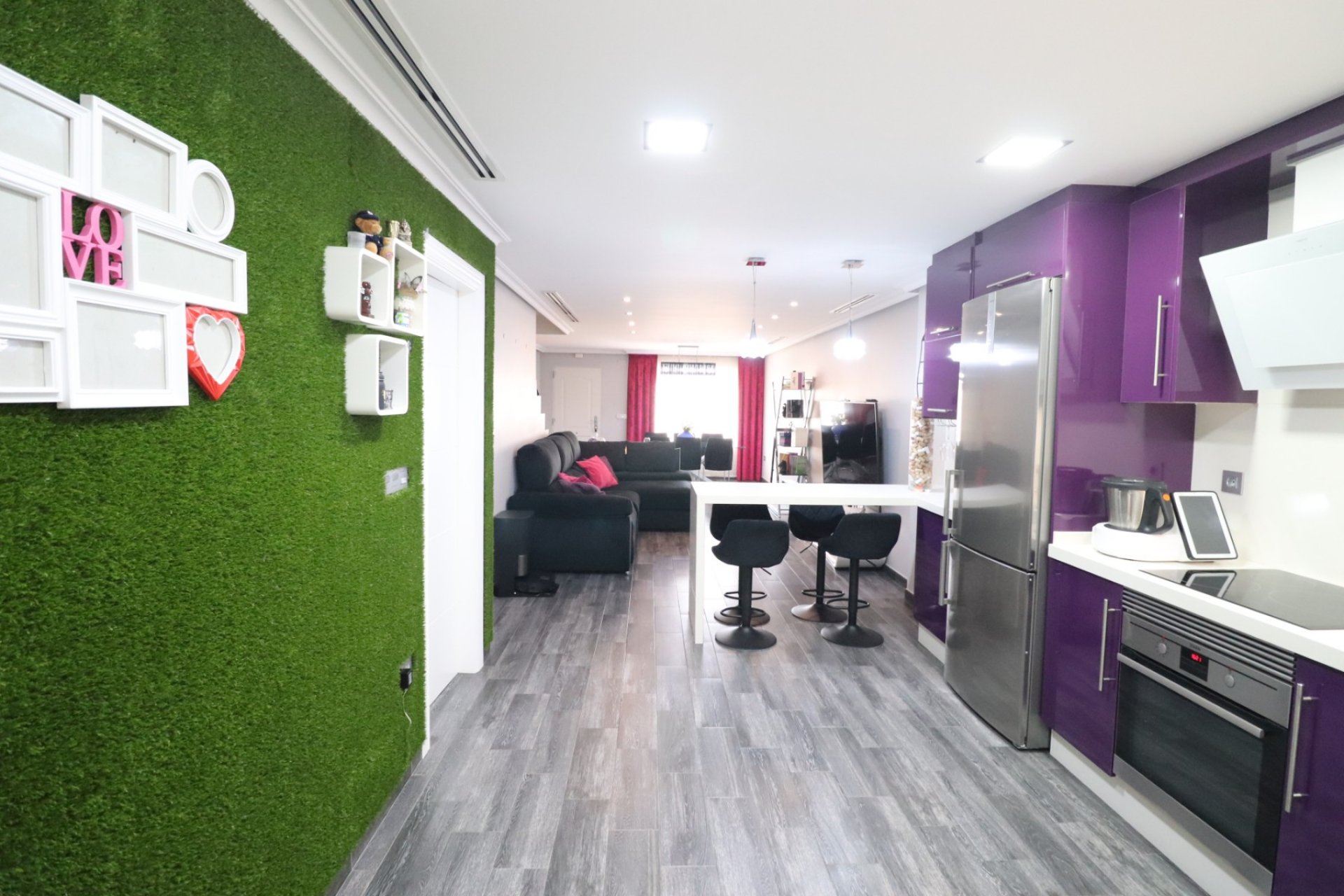 Resale - Townhouse - Redován - Redovan - Town