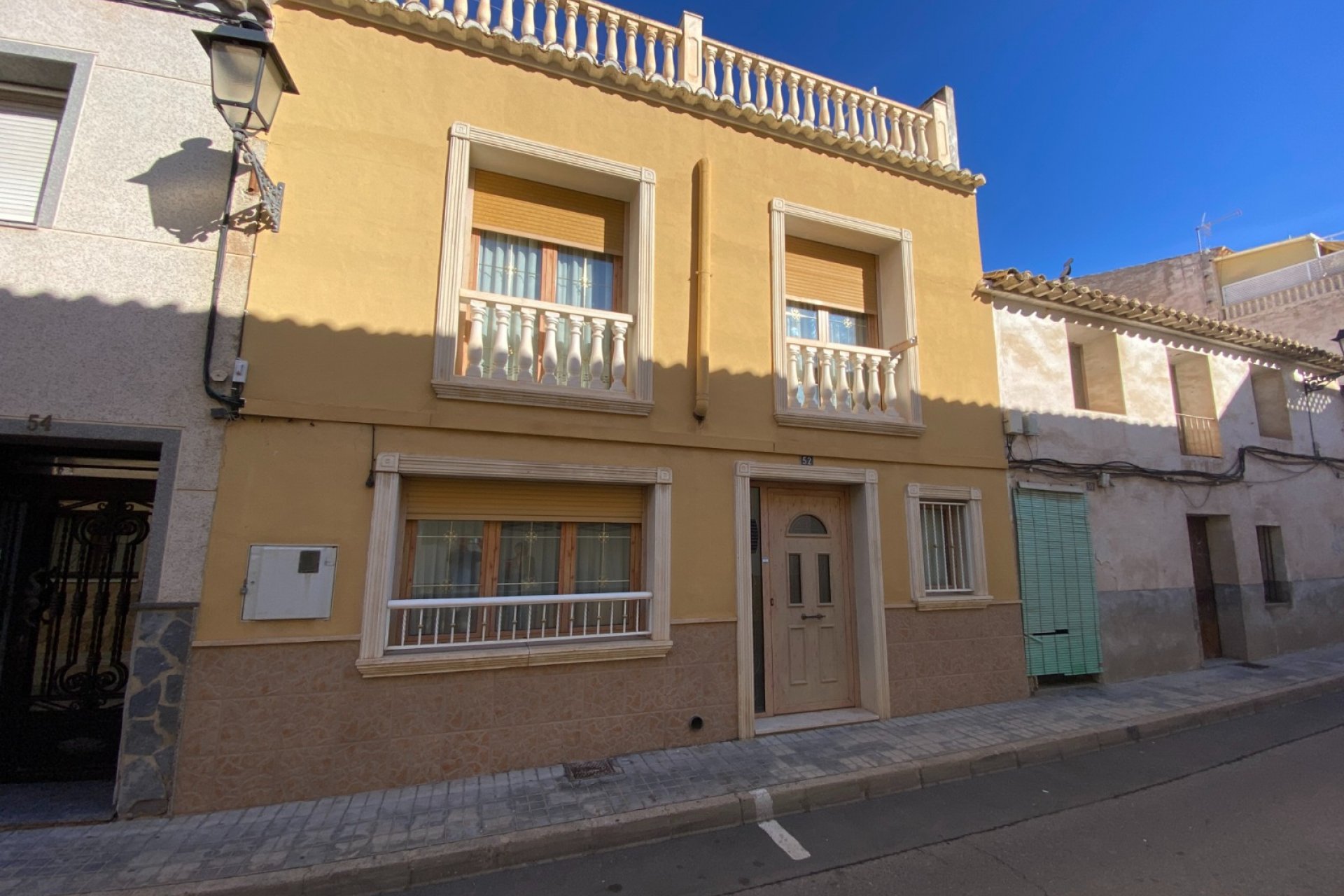 Resale - Townhouse - Sax