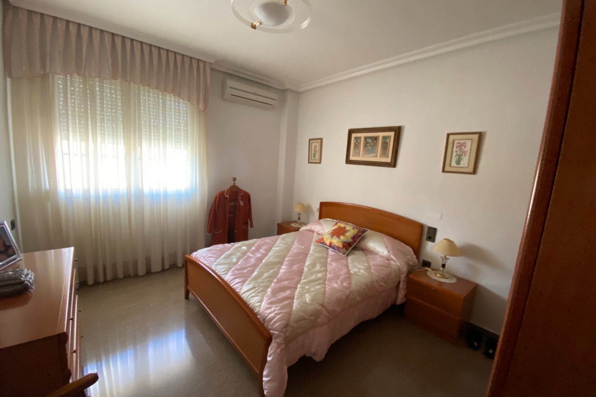 Resale - Townhouse - Sax