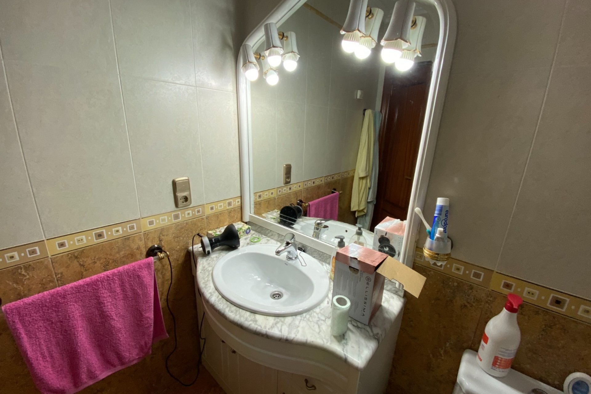 Resale - Townhouse - Sax