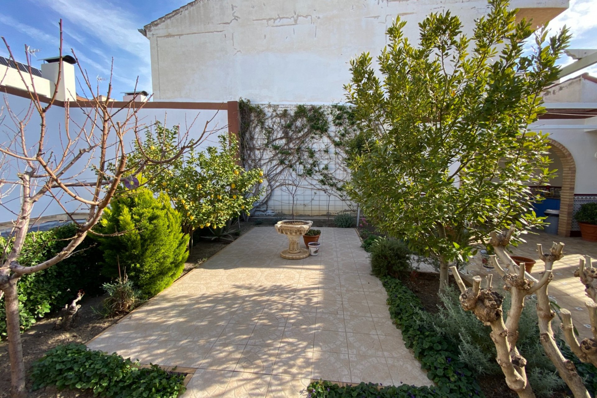 Resale - Townhouse - Sax